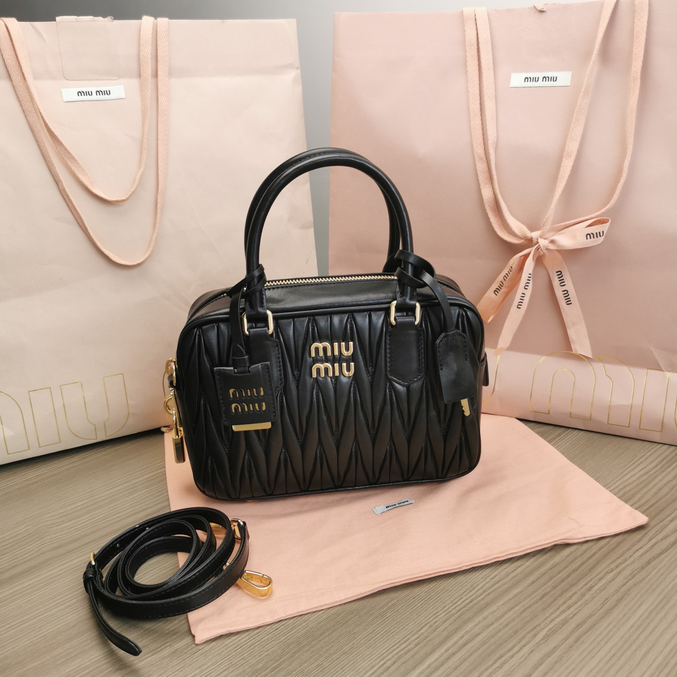 TOP Miu Miu Lambskin Too Pretty Matelasse Bowling Handbag 24x16x7.5cm - 5 Color