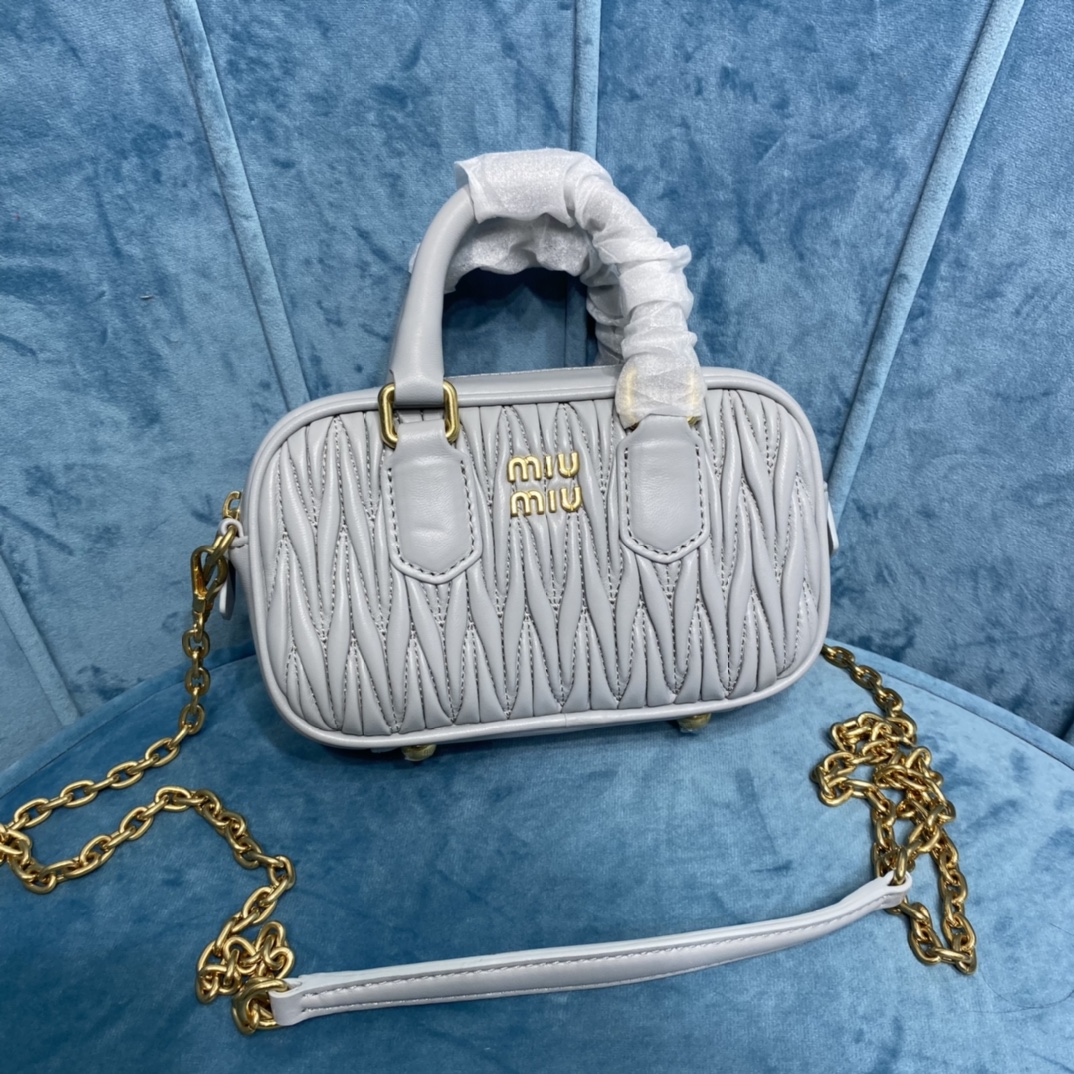 TOP Miu Miu Lambskin Too Pretty Bowling Handbag 17 x 10.5 x 5 cm - 5 Color