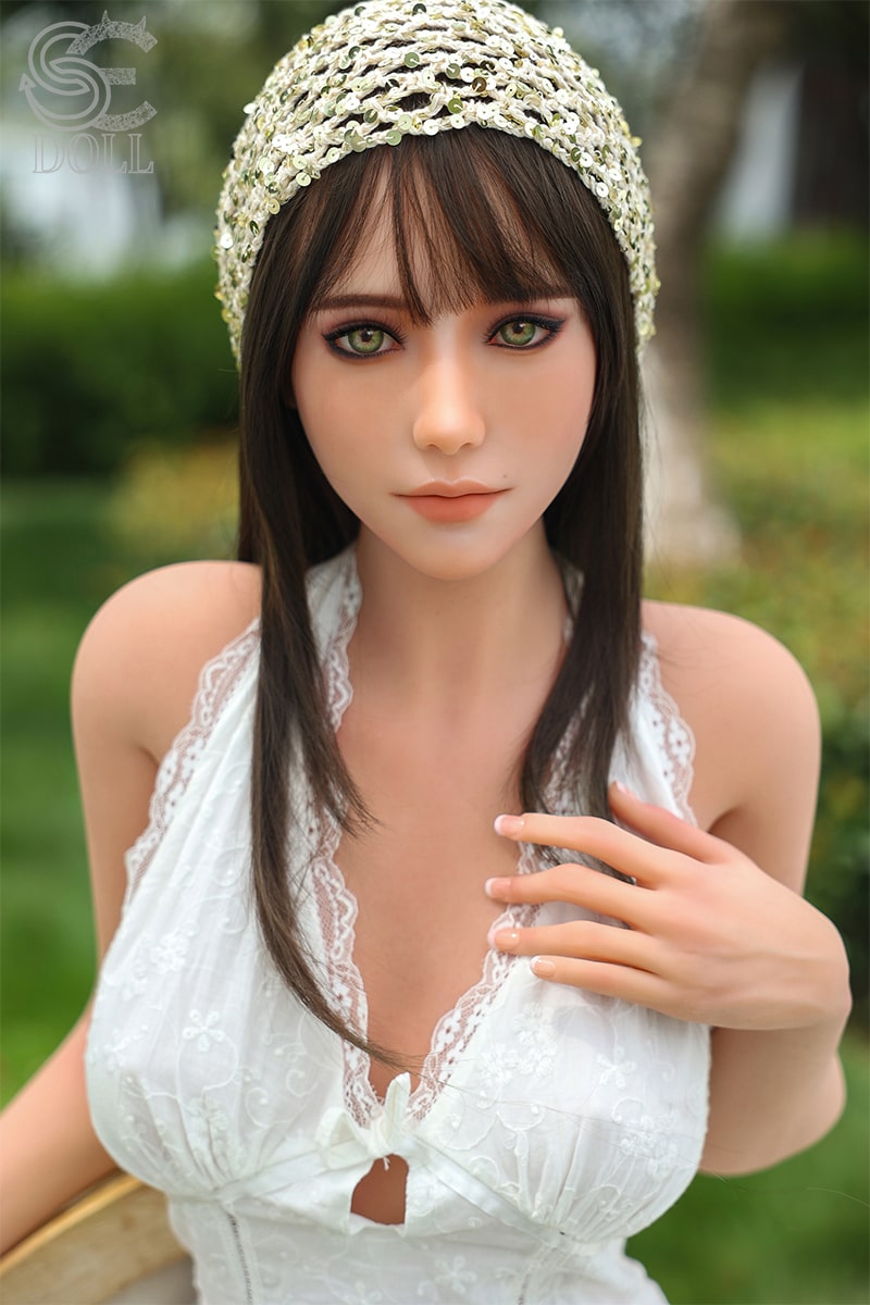 Queena: Ready To Ship