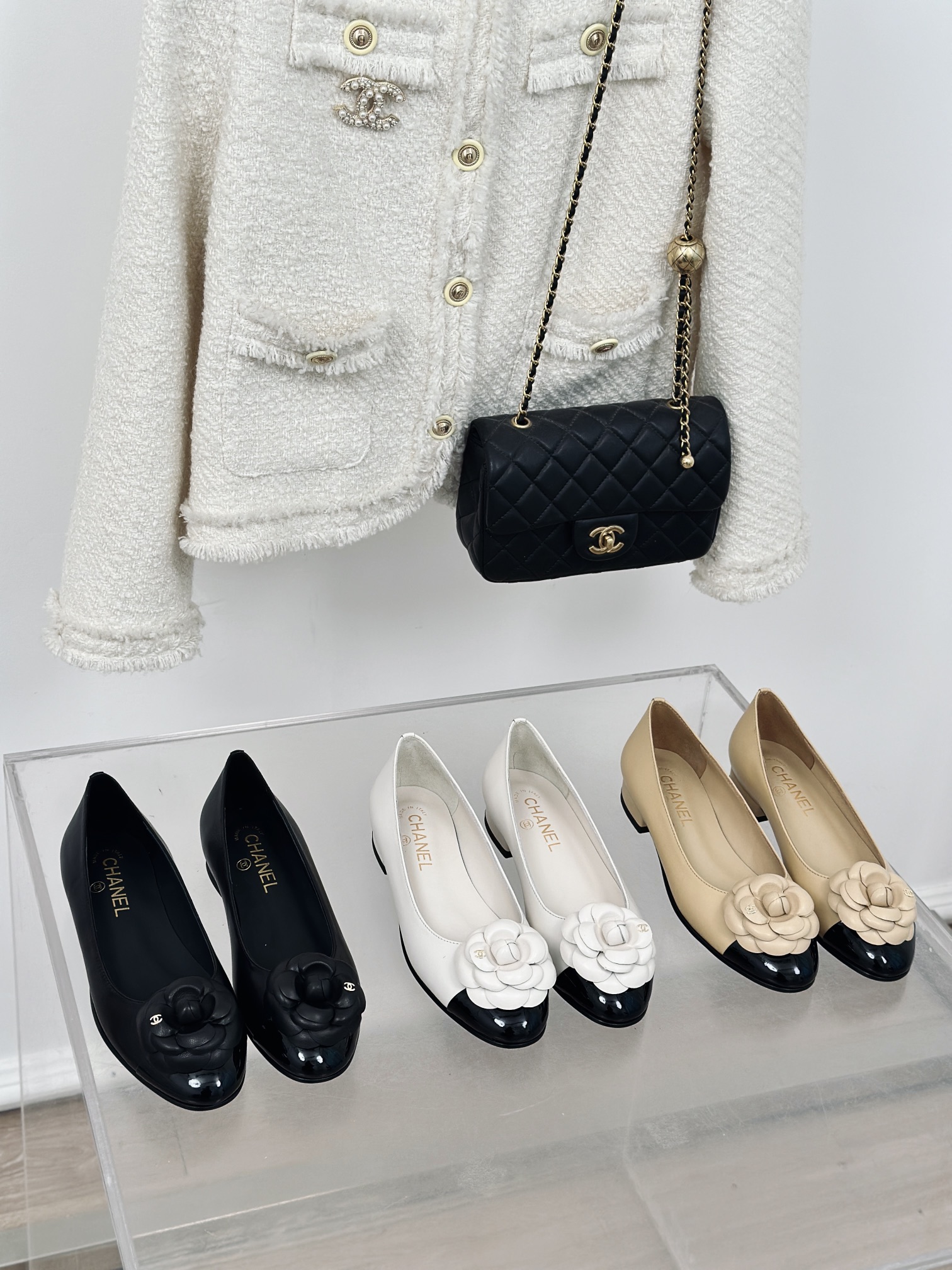 TOP CHANEL Camellia Flats 1.5cm - 3 Color
