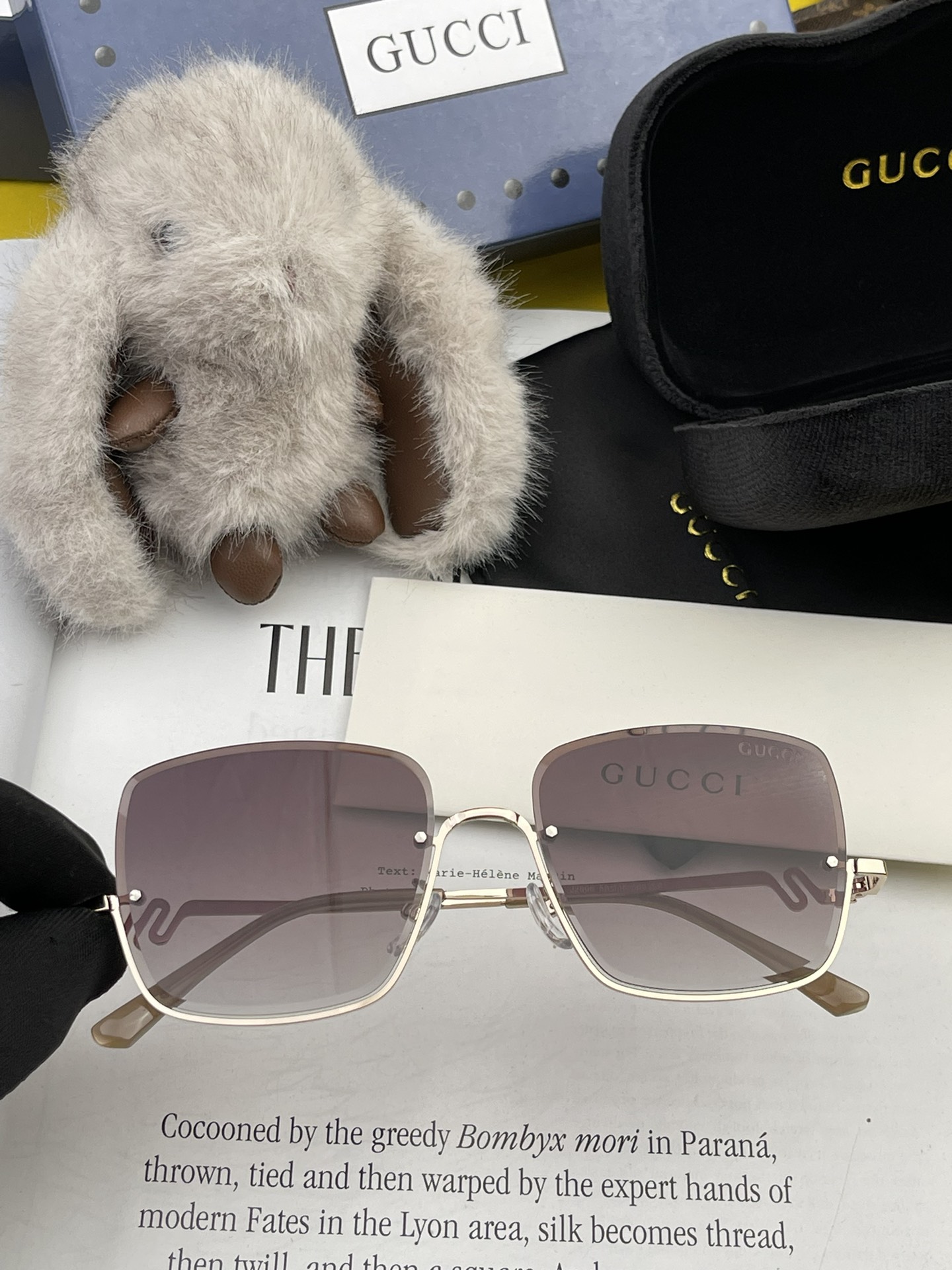 TOP Gucci Half Frame Sunglasses - 3 Color