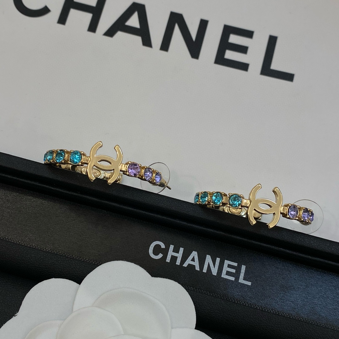 TOP CHANEL Earrings - Collection