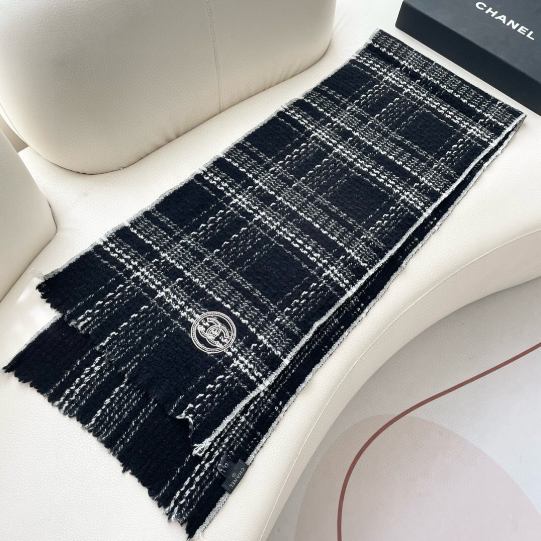 TOP CHANEL Cashmere Scarf 32x200cm - 2 Color