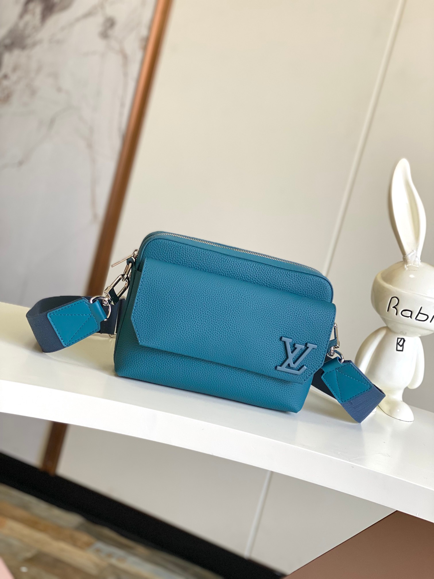 TOP Louis Vuitton LV Fastline Bag 23.5x18x7cm - Blue