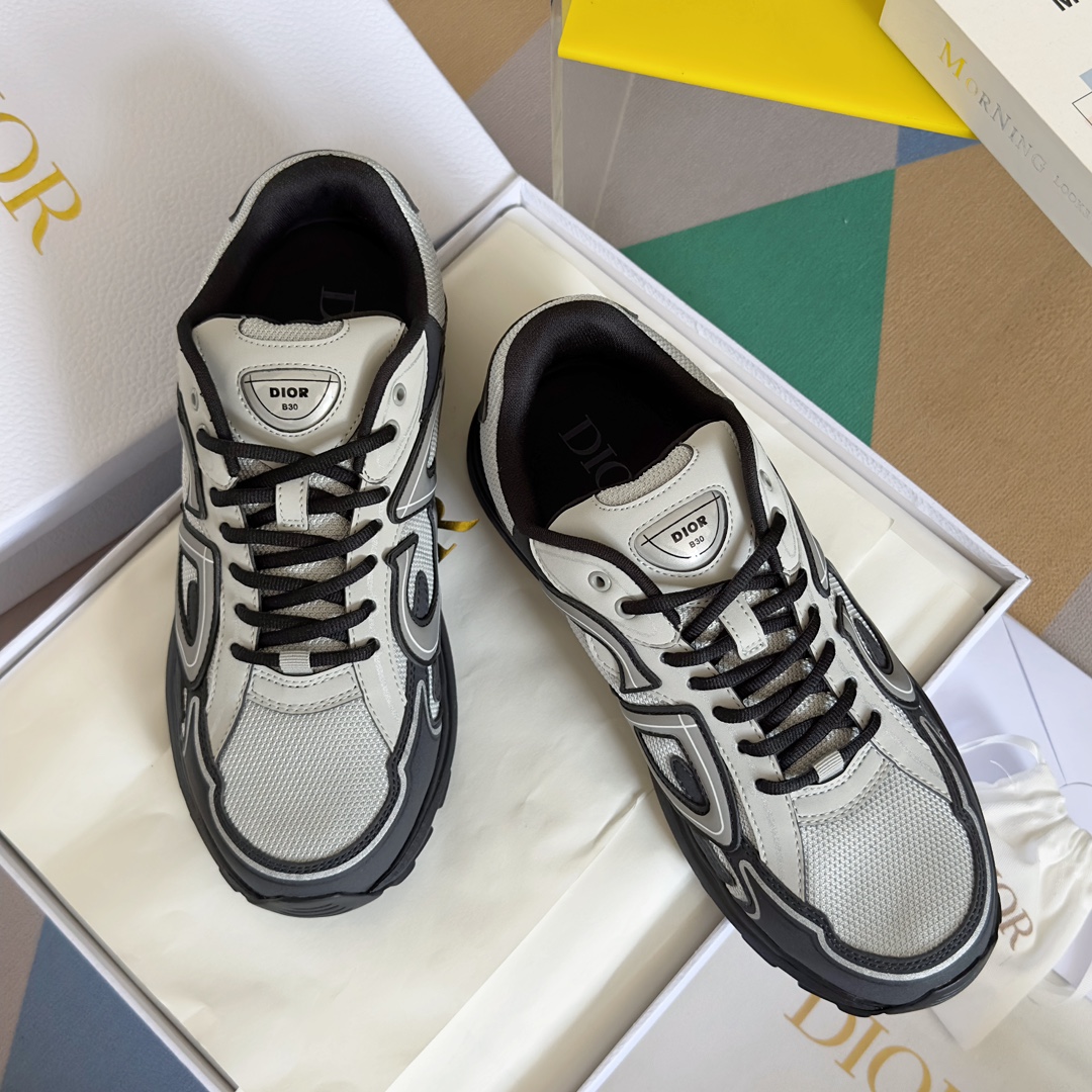 TOP Christian Dior B30 Low Top Sneakers - Black and Gray