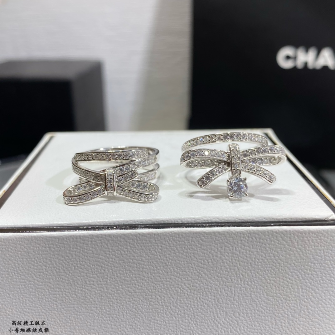 TOP CHANEL Bow Ring - 2 Styles