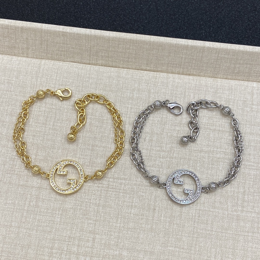 TOP GUCCI GG Bracelet - 2 Color