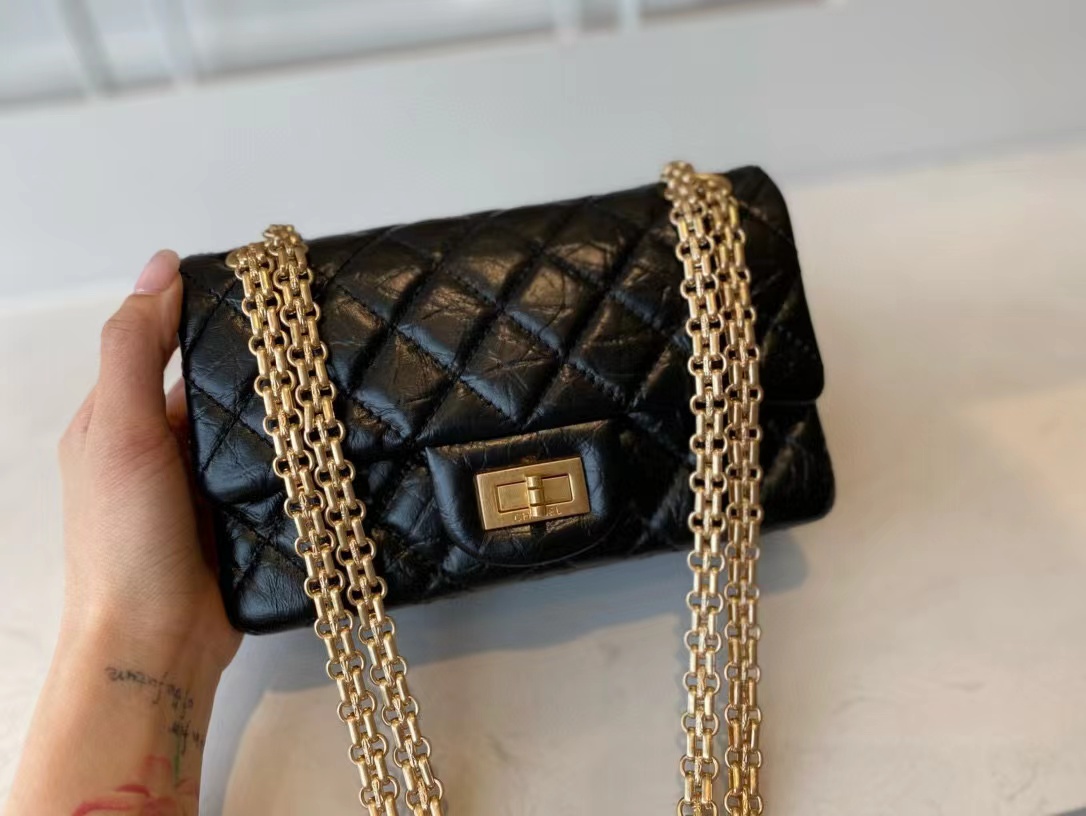 TOP CHANEL 2.55 Reissue Flap Bag Small 20cm - Black - SHW & GHW