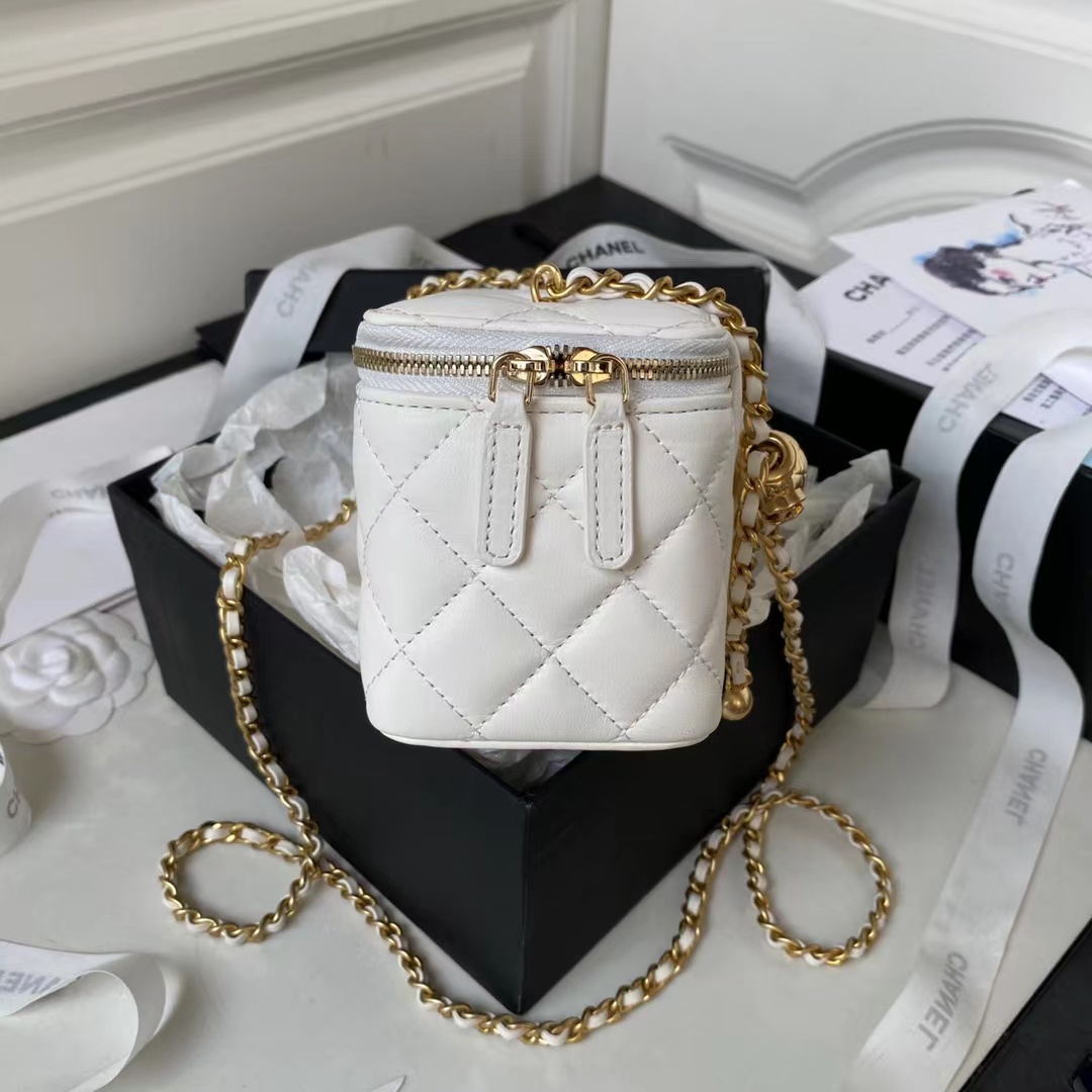 TOP CHANEL Vanity Case Top Bag with Gold Ball 17x9.5x8cm - White