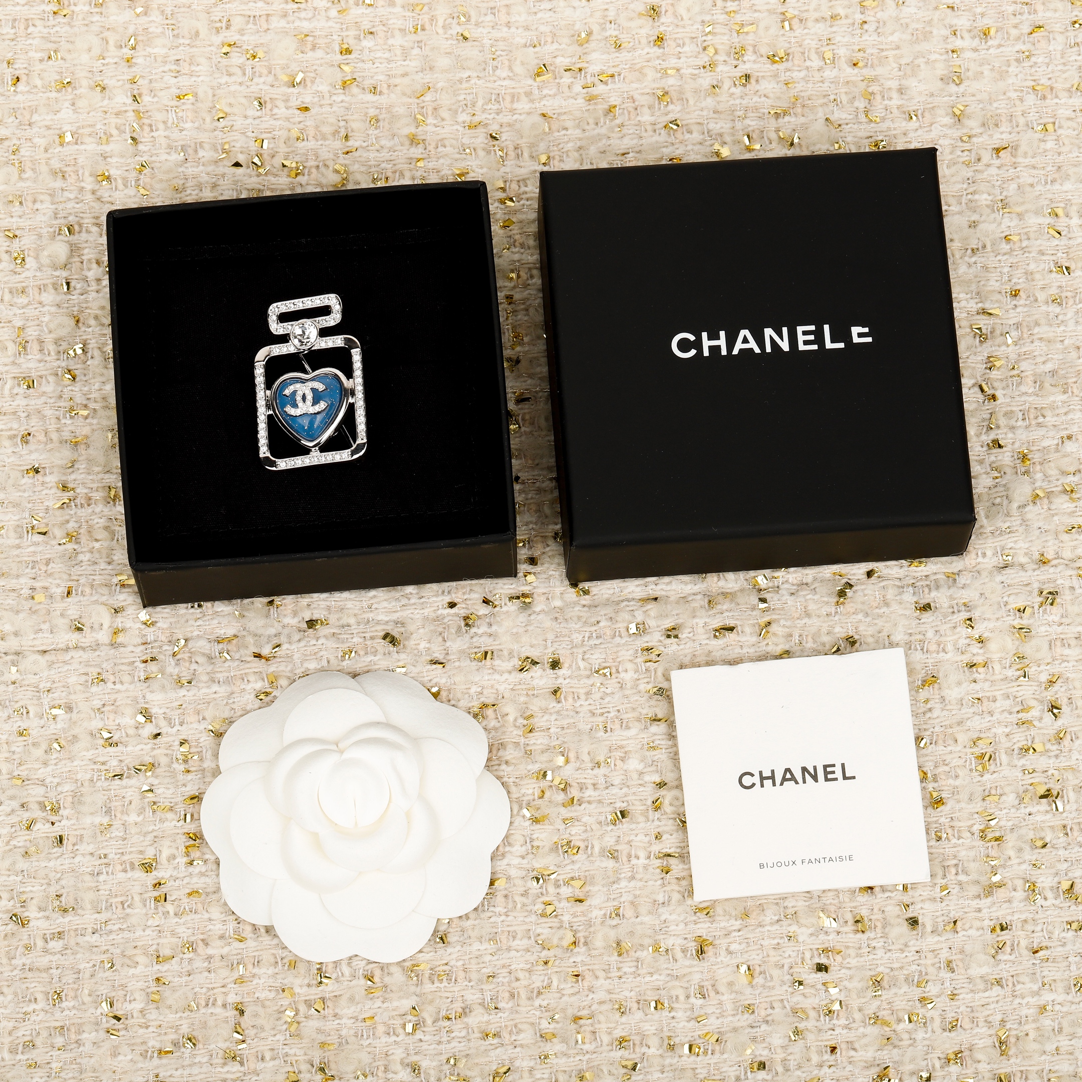 TOP CHANEL Brooch - Sliver