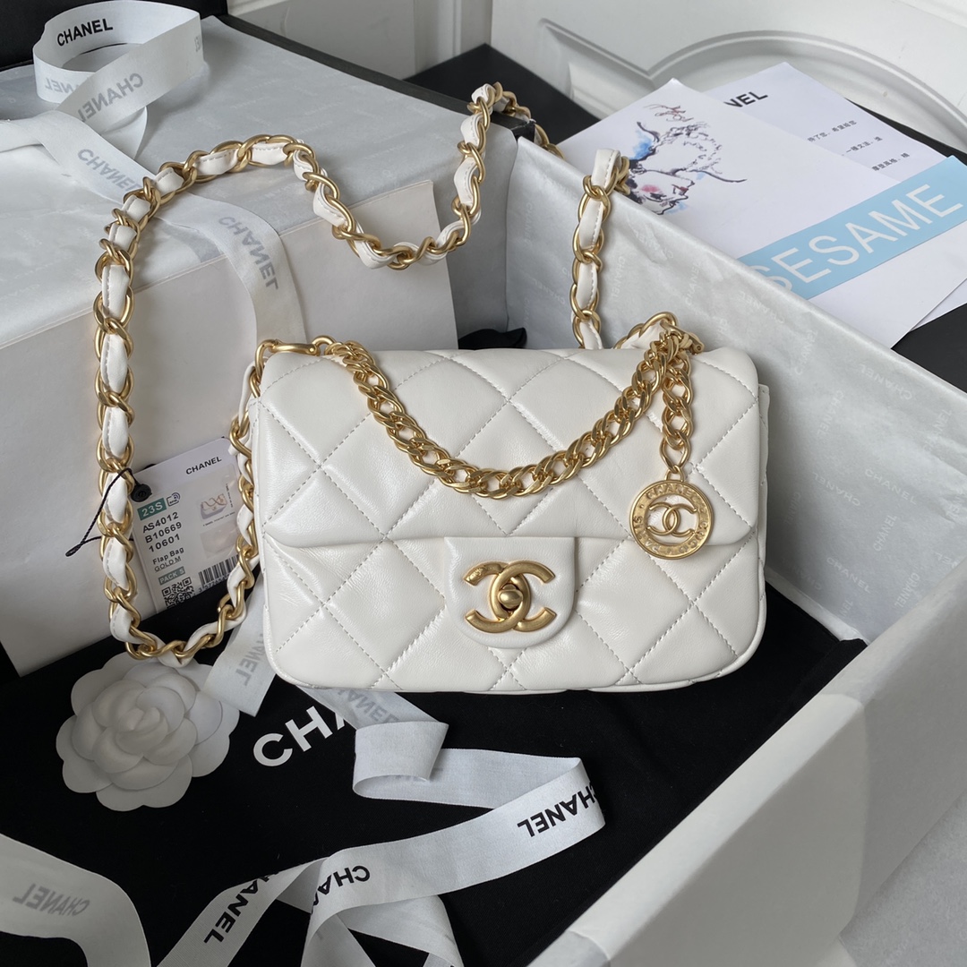 TOP CHANEL Mini Square Adjustable Coin Chain Flap Bag SS21 12x21x7 cm - White