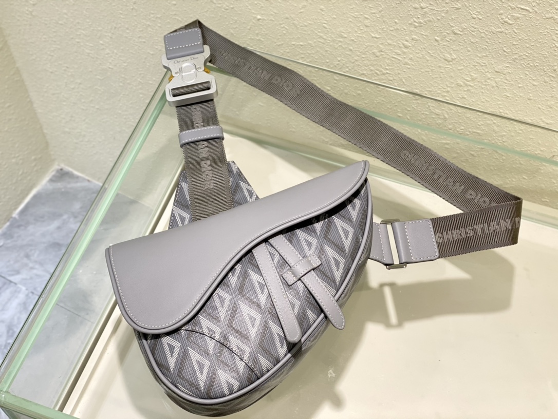 TOP Christian Dior Saddle Bag Christian Dior grey smooth cow leather 26x19x4.5cm