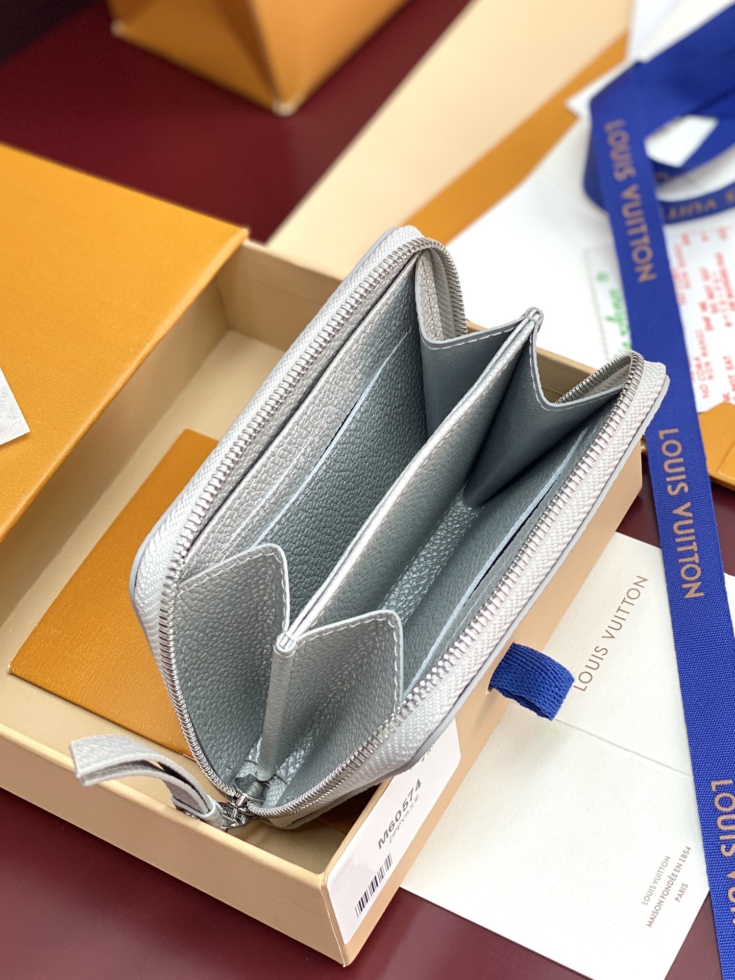 TOP Louis Vuitton LV Zippered Coin Purse 11x8x1cm - Pearl Silver