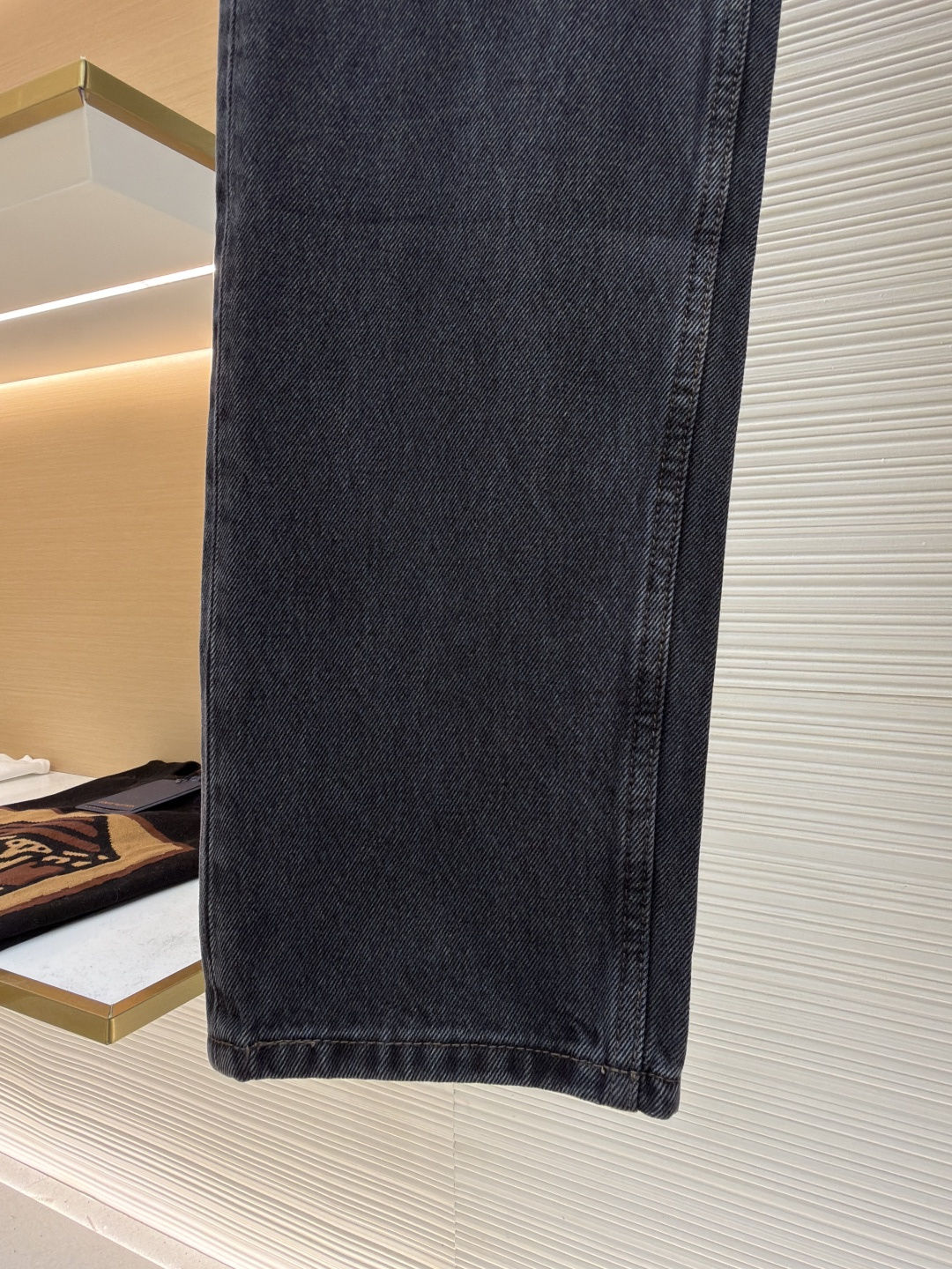 LOUISVUITTON 贴布字母牛仔裤