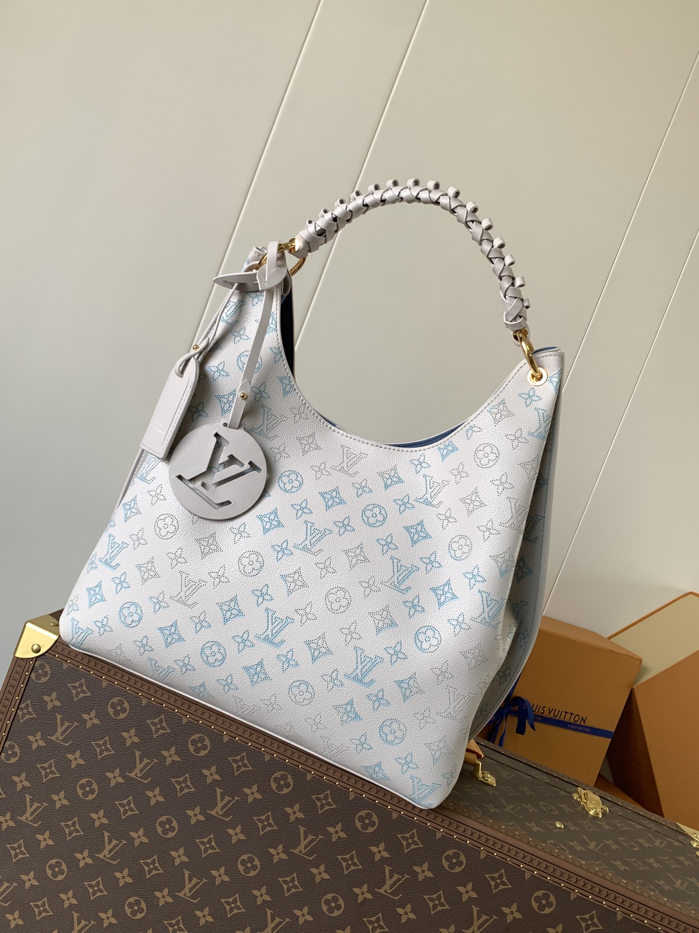 TOP Louis Vuitton LV Sac Carmel Bag 40x17x35cm - Light Blue