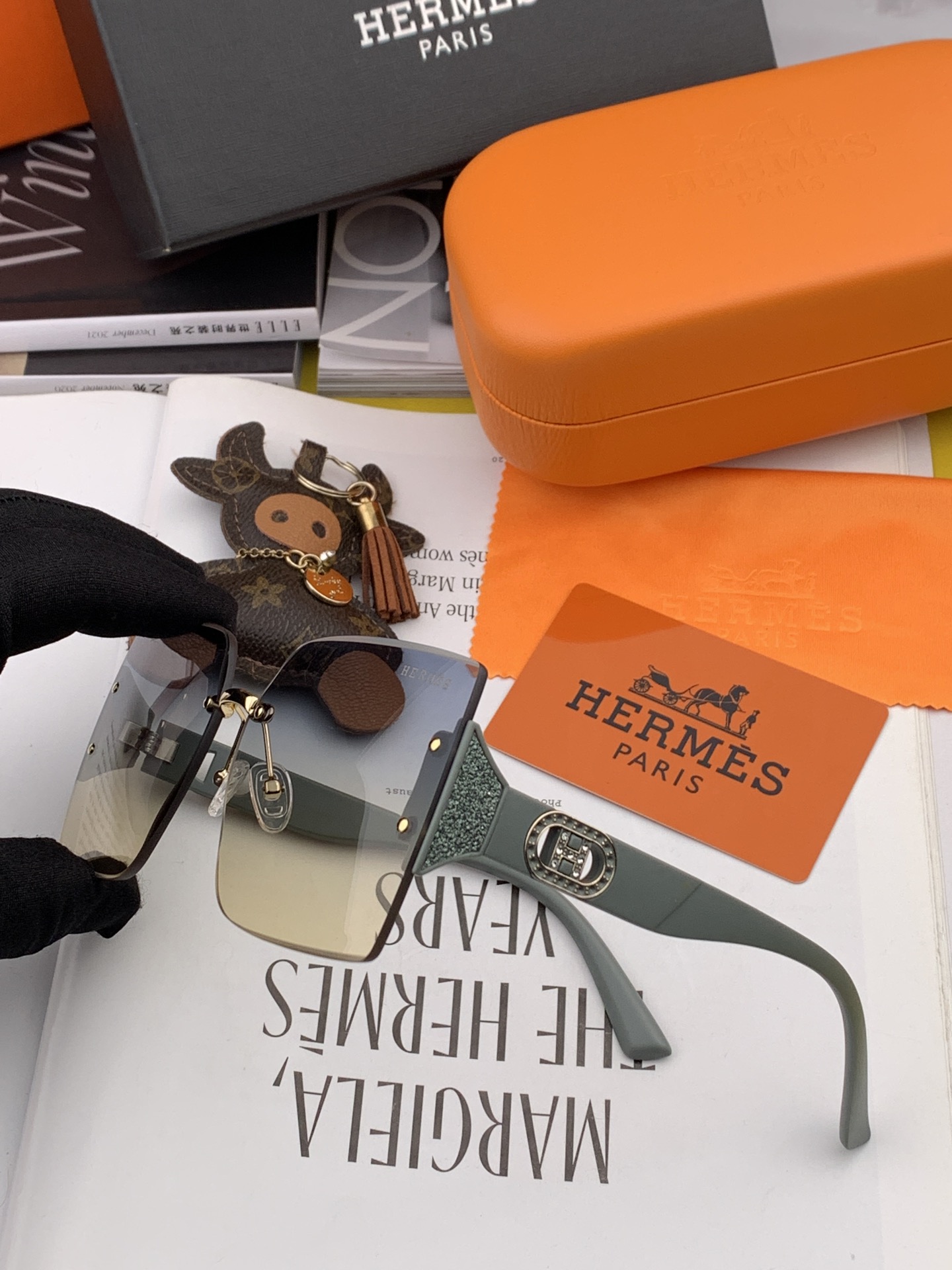 TOP HERMES UV Protection Classic Square Frame Design Sunglasses- 4 Colour