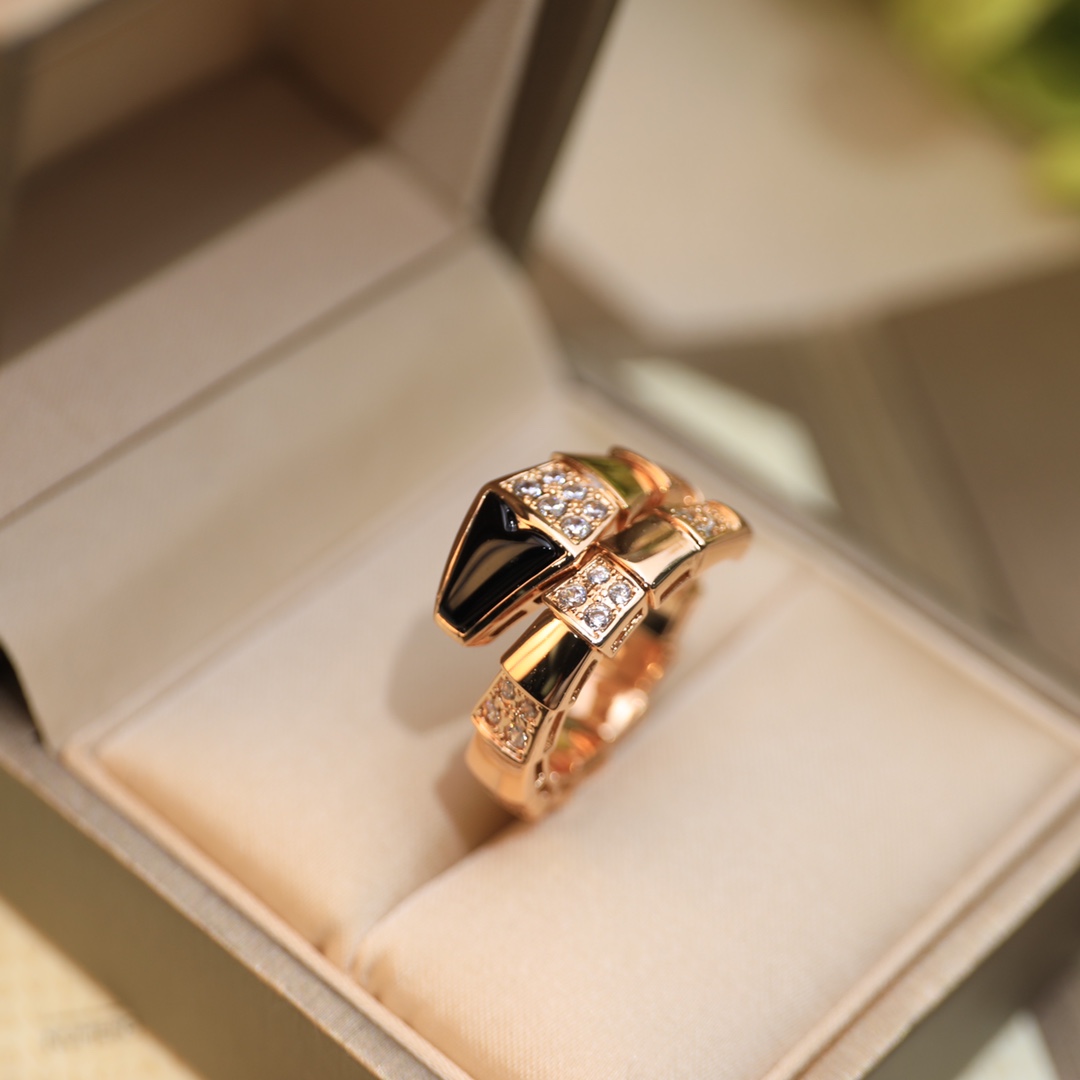 TOP BVLGARI Serpenti Viper Ring