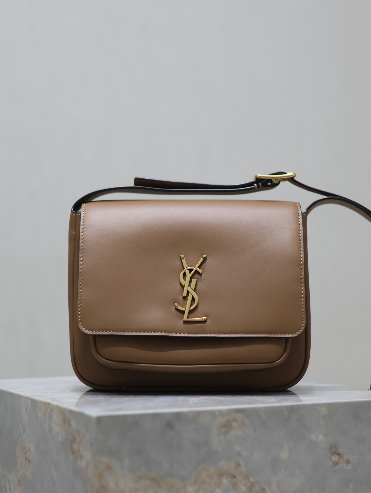 TOP Yves Saint Laurent YSL Niki Bag 22×16.5×12cm - Brown&GHW