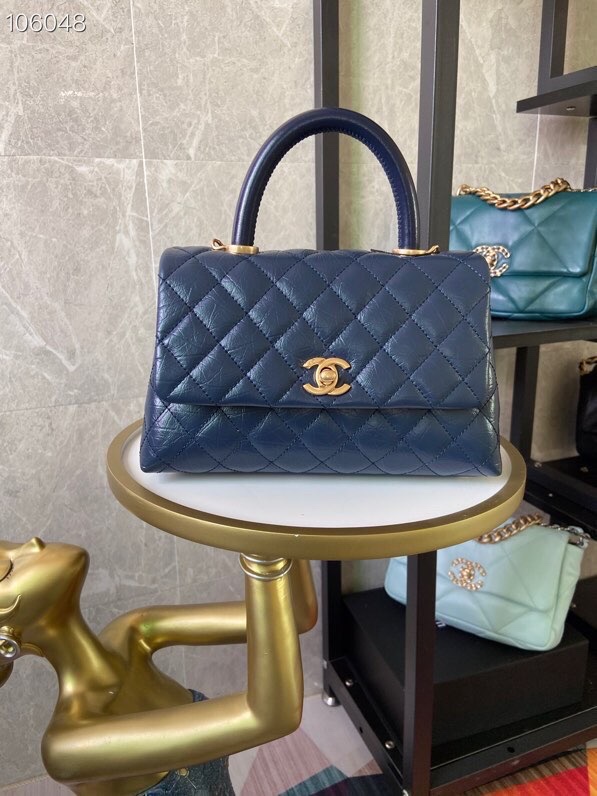 TOP CHANEL Oil Wax Leather With Oil Wax Leather Handle CoCo Handle Bags 14x24x10cm - Red/Blue&GHW
