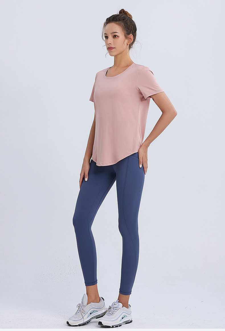Womens Seamless Bare-Sensation Tee