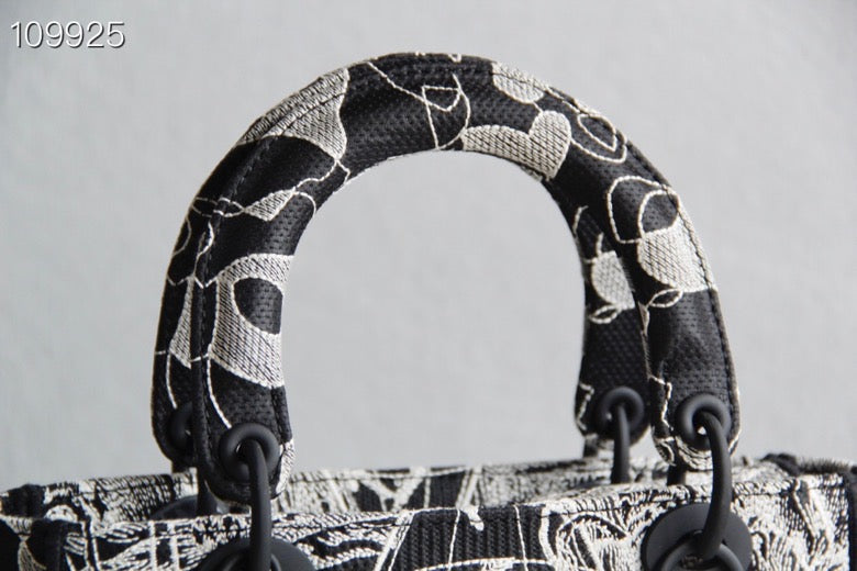 Top Christian Dior Lady Christian Dior Bag D-Lite Around The World - Black and White