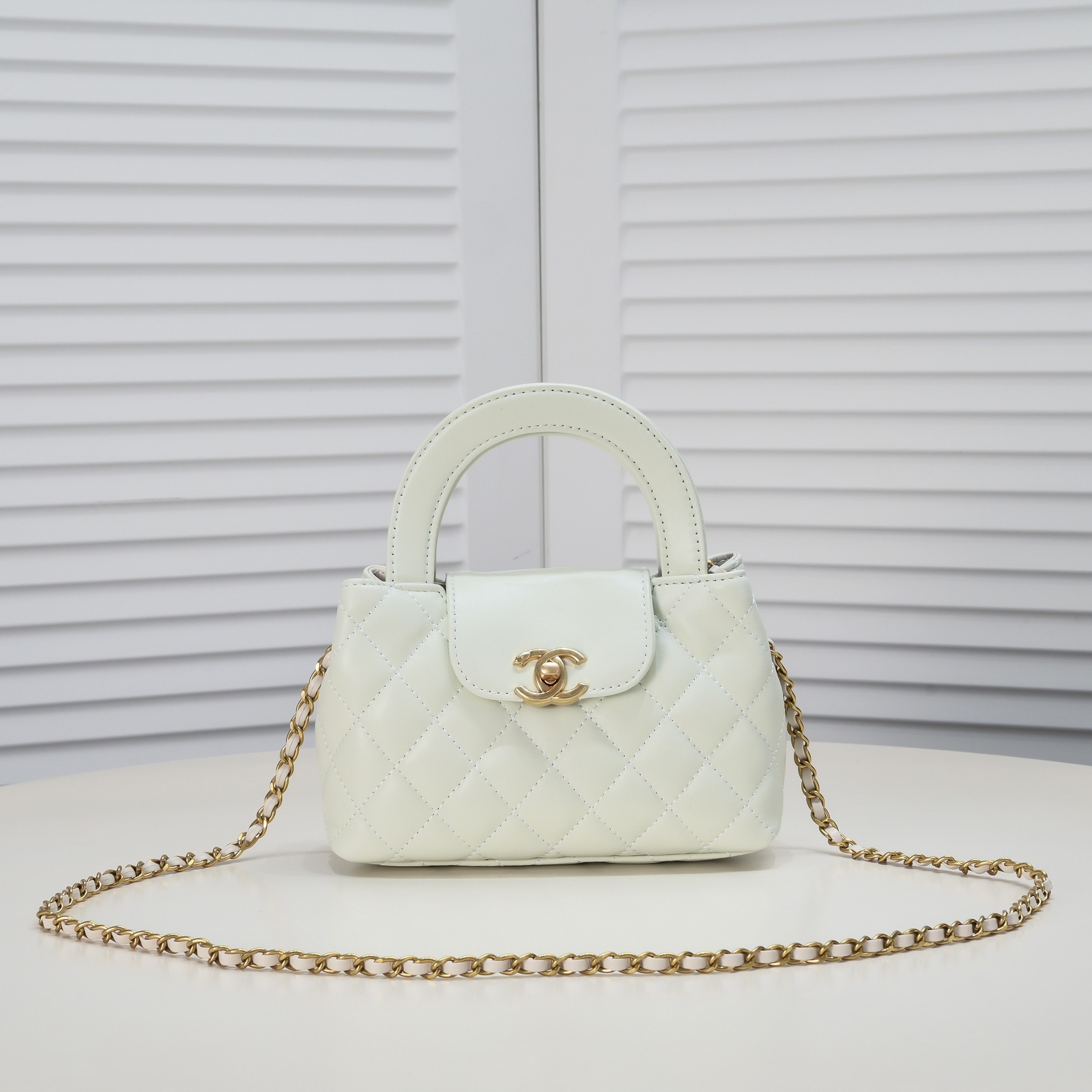 Chanel 23K Kelly Chain Handle Calfskin Handbag（Replica）