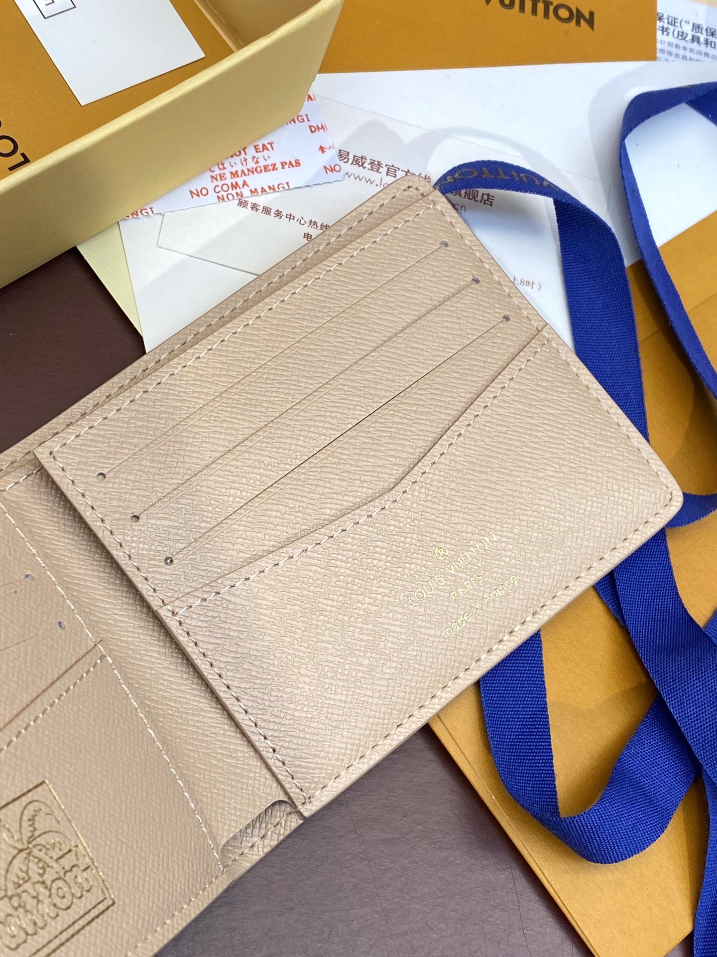 TOP Louis Vuitton LV  Monogram Surfin Wallet 11x8.5x2cm - Khaki