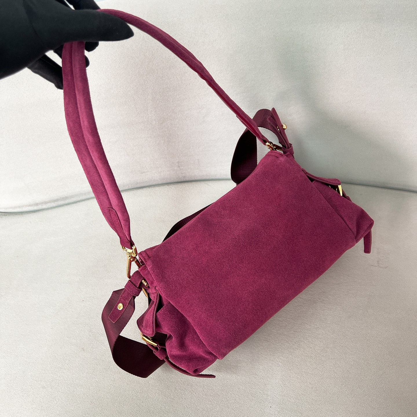 TOP PRADA Explore Messenger Bag Suede 30x14x10cm - Rose Red