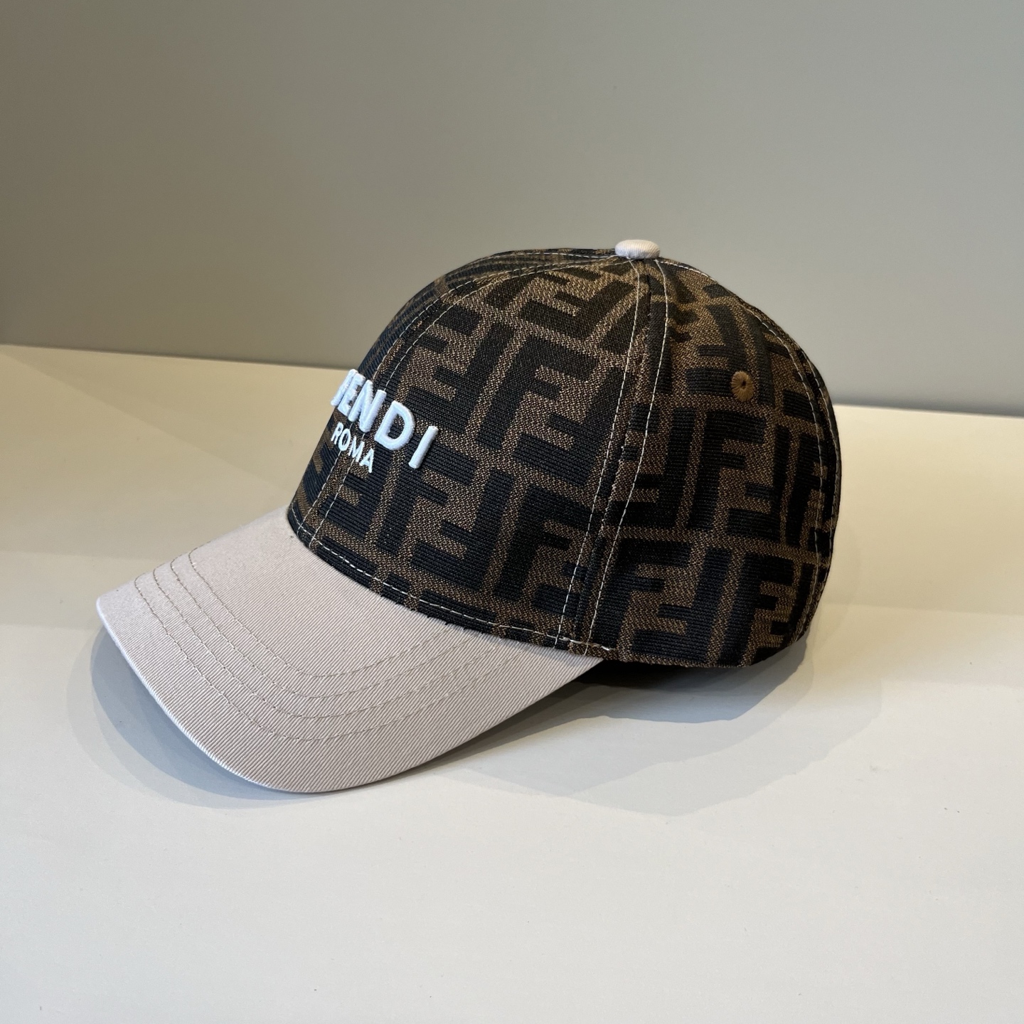 TOP FENDI Baseball Cap - 2 Colors