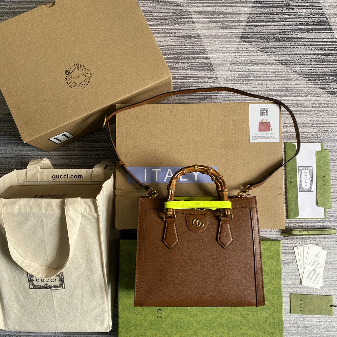 TOP GUCCI Diana Medium Tote Bag - Brown