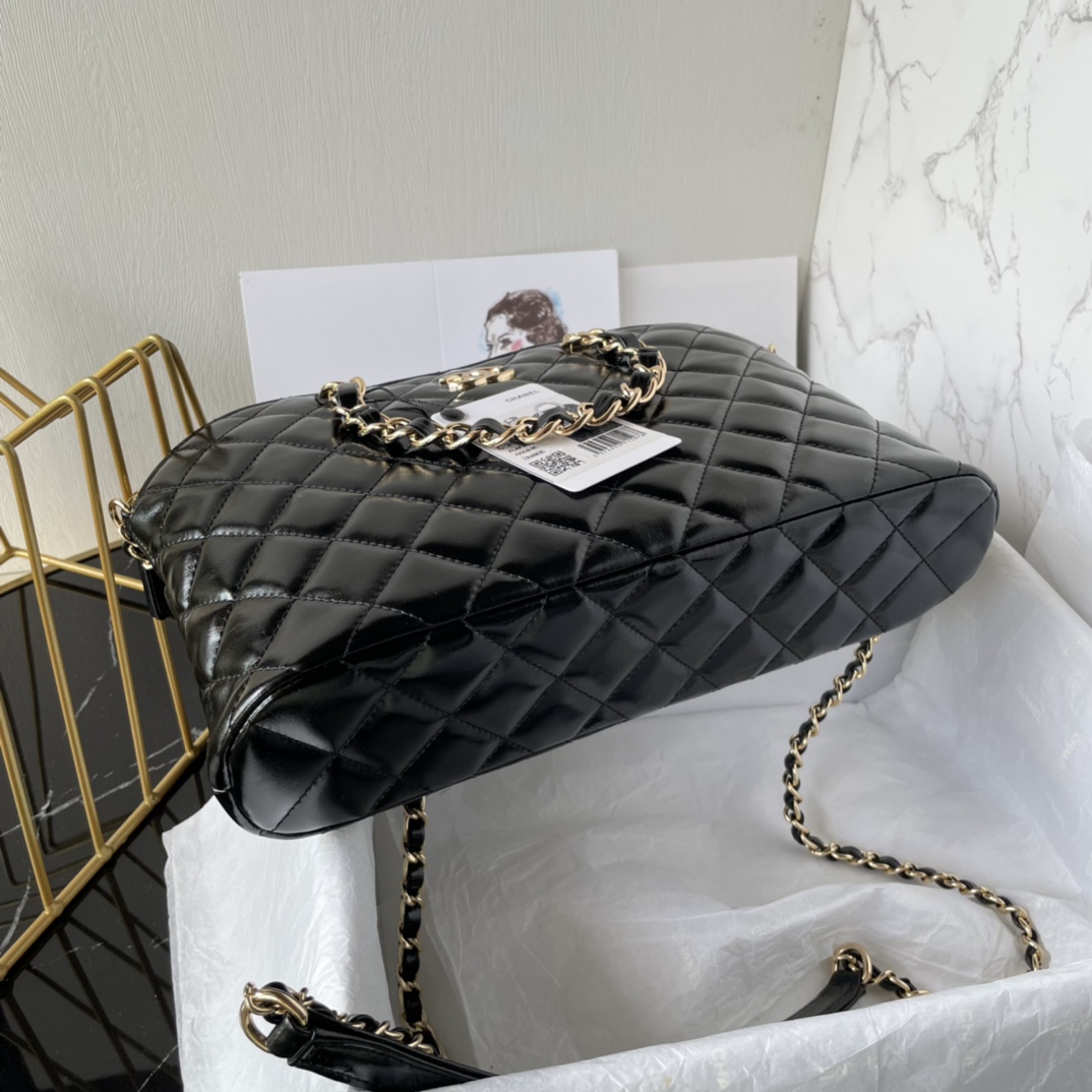TOP CHANEL Shiny Lambskin Tote Bag 20.5x28.5x7cm - Black