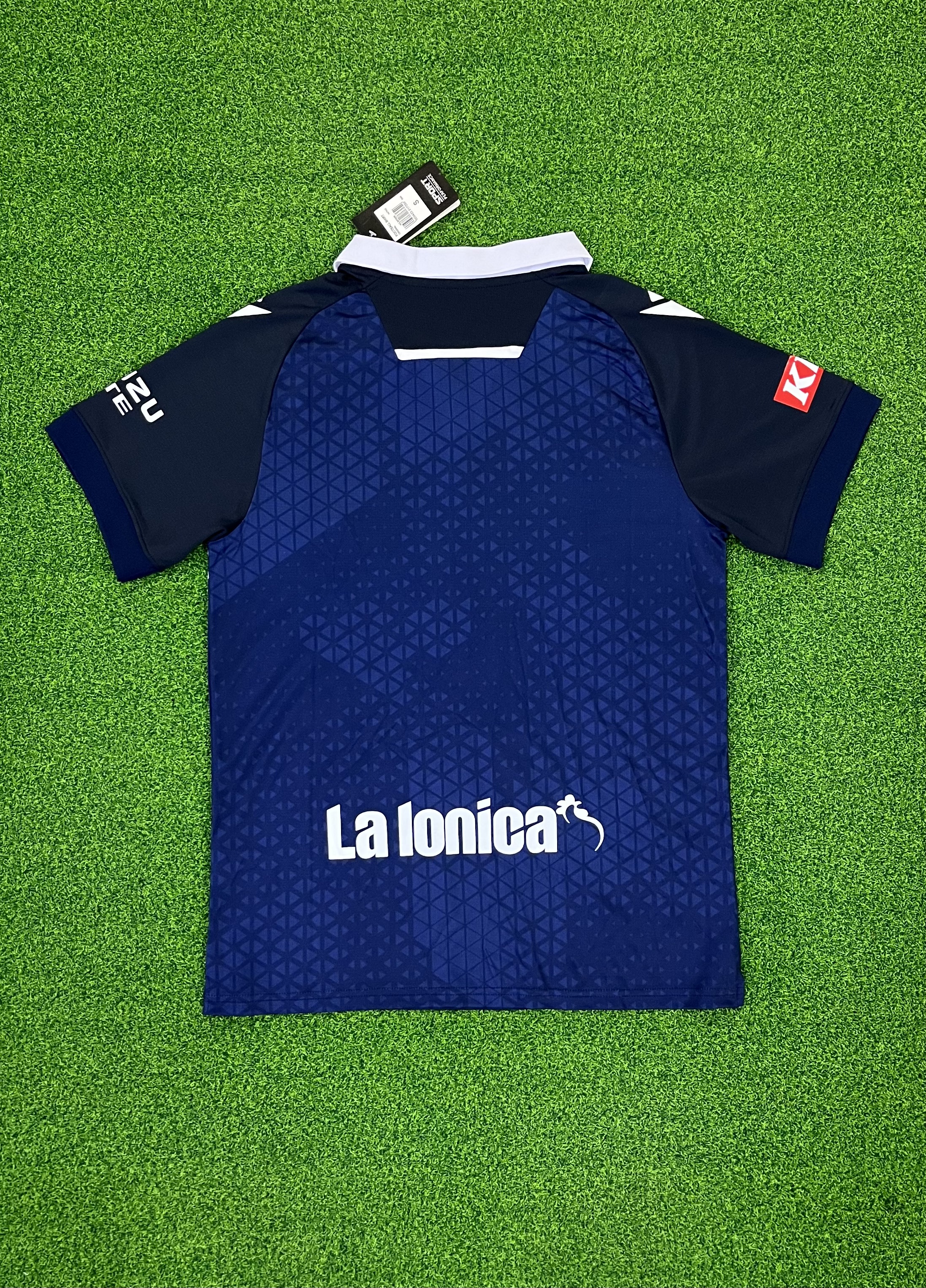2425 Melbourne Victory  home  jersey.Player embroidery version
