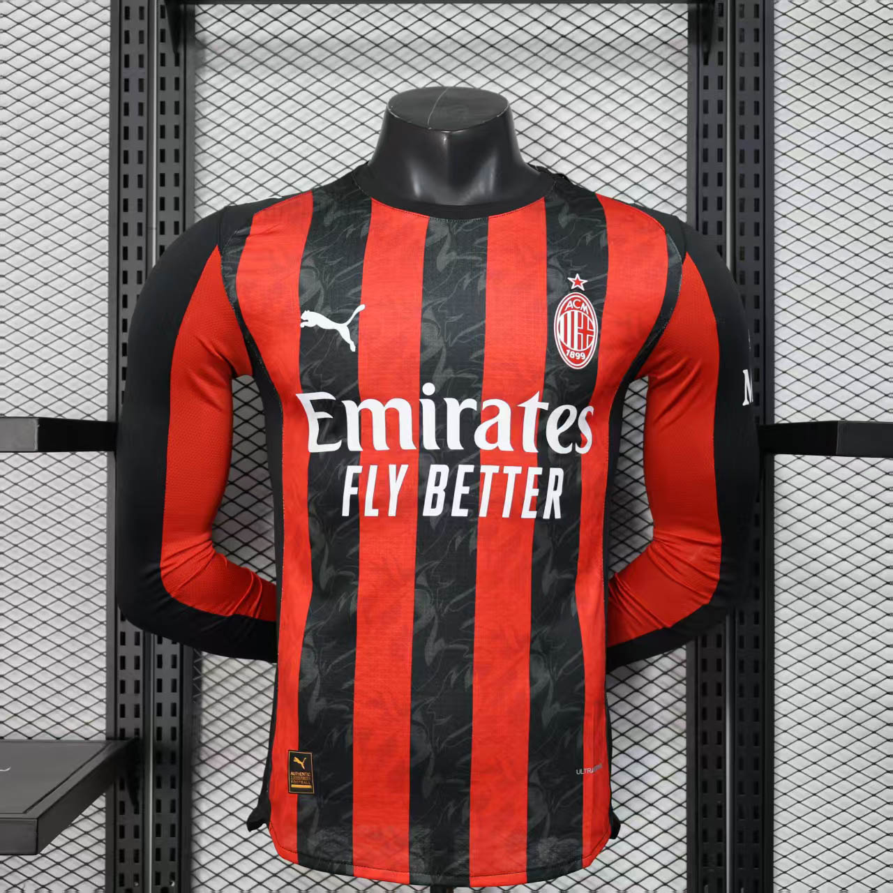 2025/2026 Player Version Long Sleeve AC Milan Home Soccer Jersey 1:1 Thai Quality