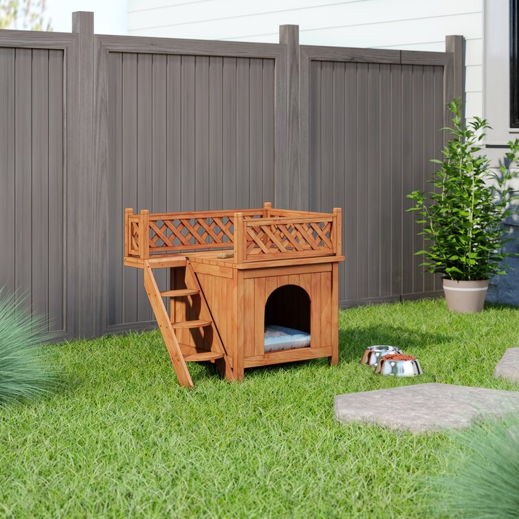 Nellie Dog House
