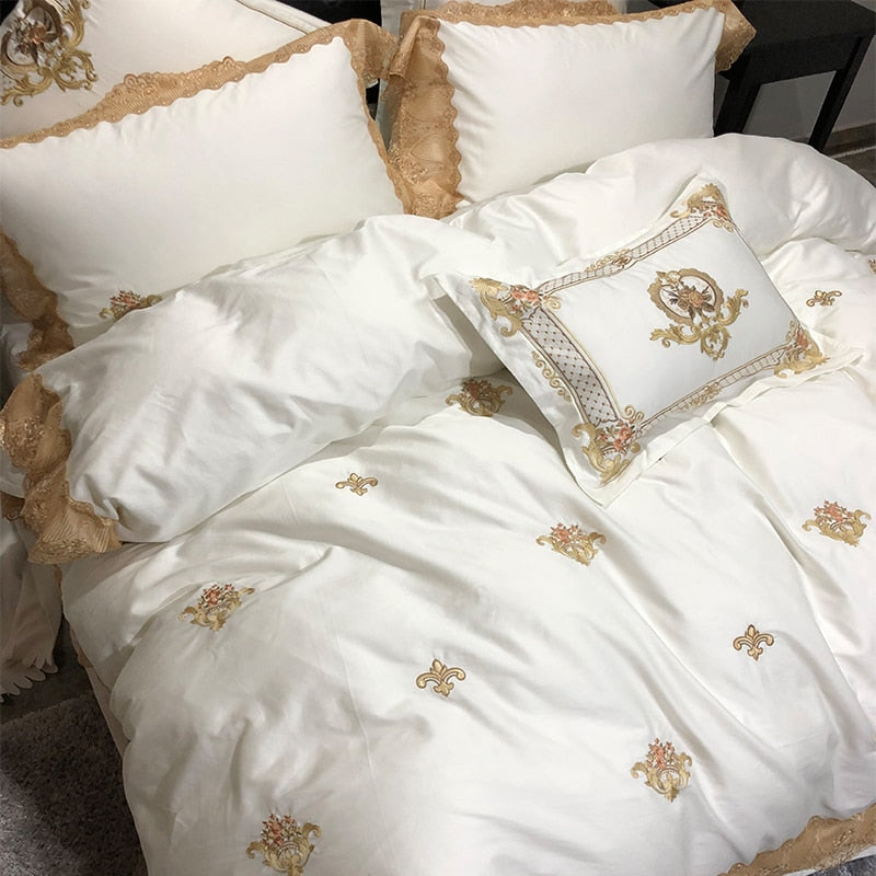 Cushy Spot Luxury Bedding Set
