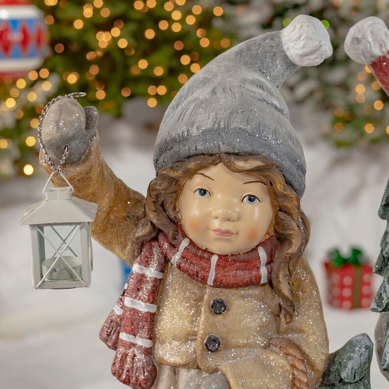 Set of 2 a??Wintera??s Nighta?? Kids Holding Lanterns & Christmas Tree