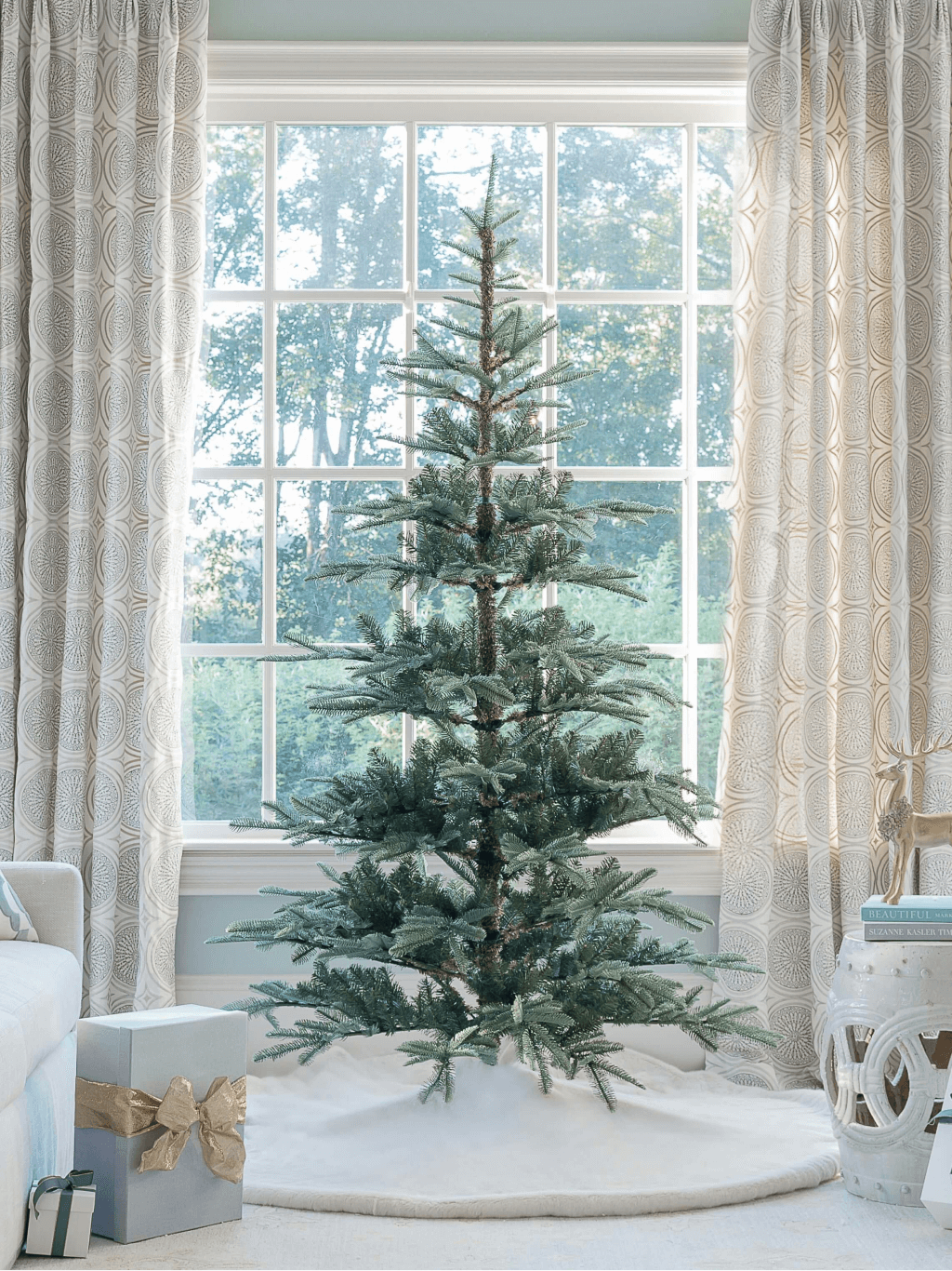 6' King Noble Fir Artificial Christmas Tree with 400 Warm White LED Lights