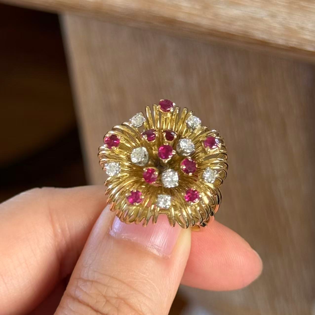 復古煙花型寶石戒指