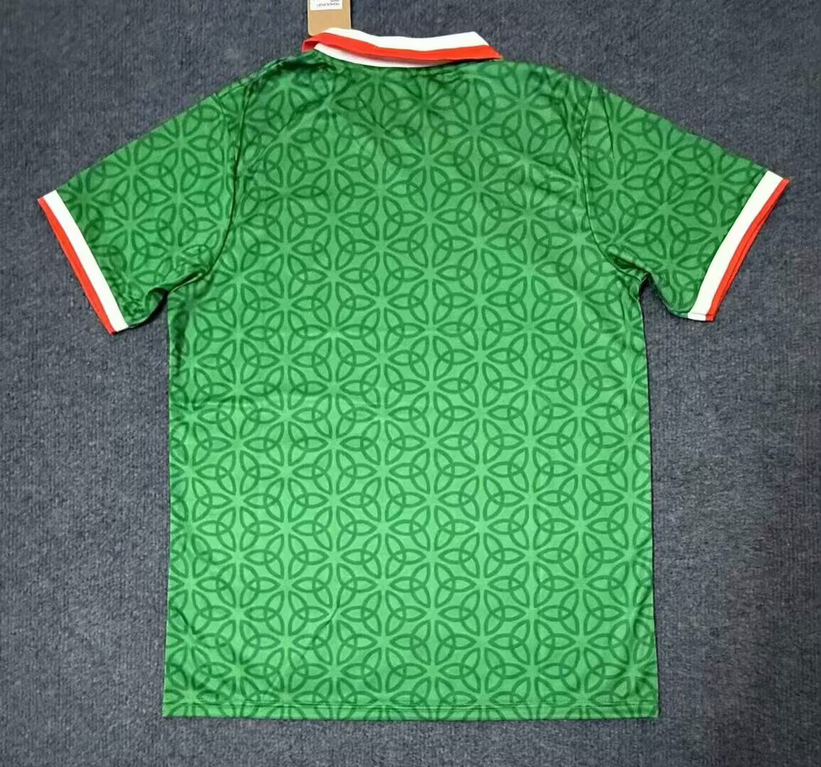 2025/2026 Ireland Football Shirt( Fans Edition )