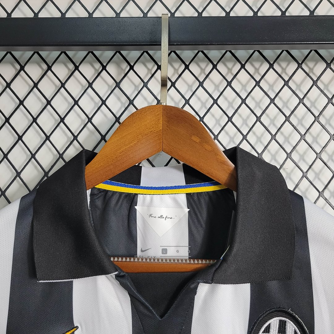 2014/2015 Juventus Retro Home Football Shirt
