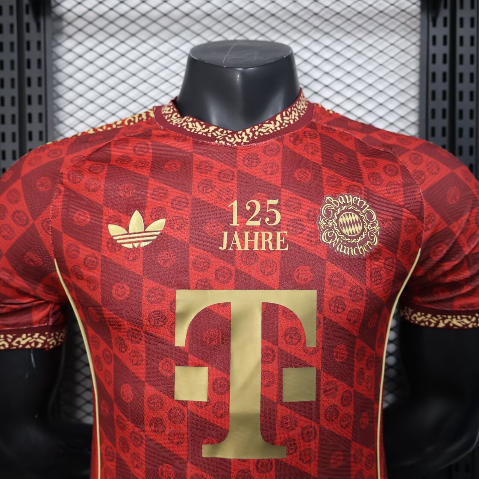 25/26 Bayern Red 125th Anniversary Edition Jersey( Player Edition )