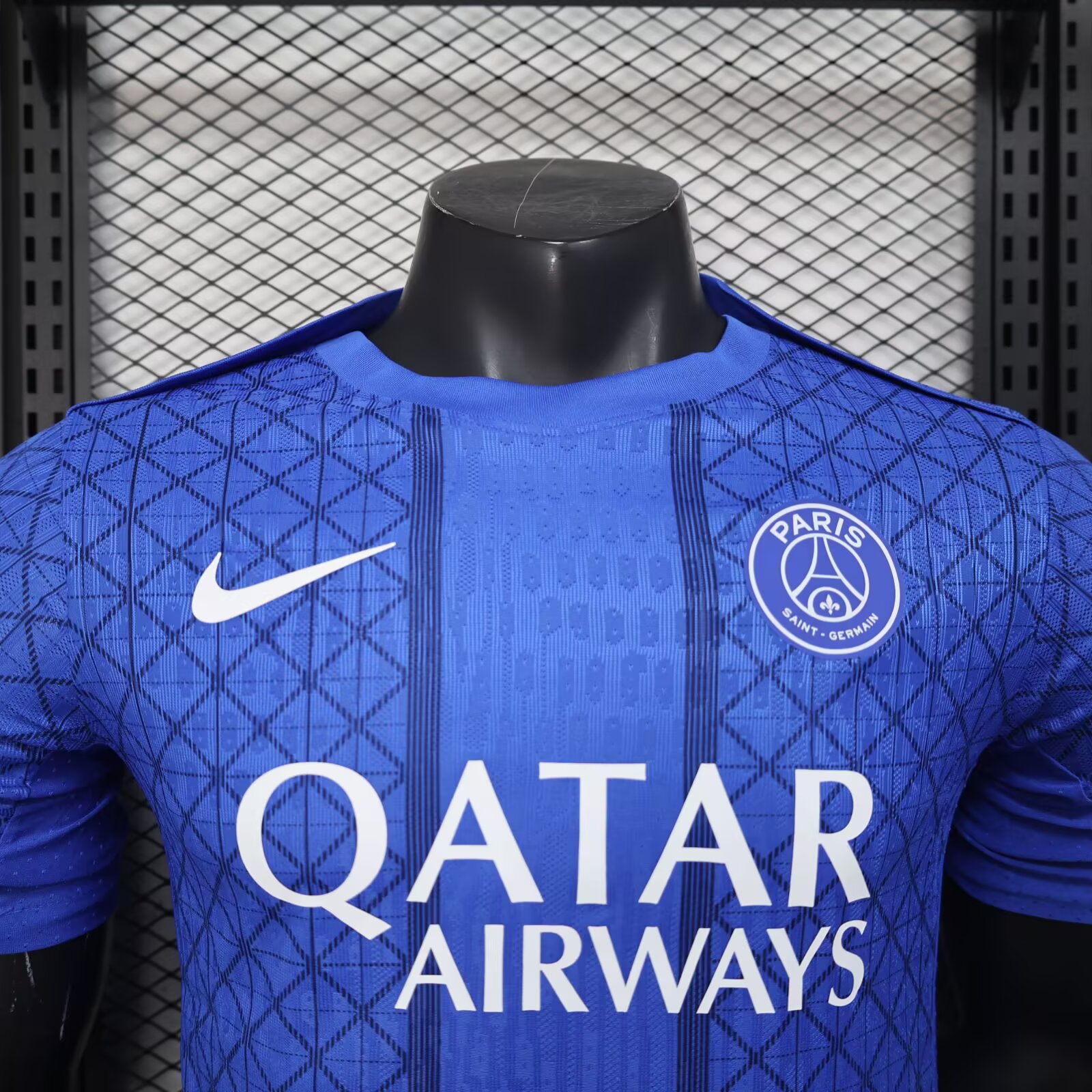 25/26 Paris pre match training Blue Jersey( Player Edition )