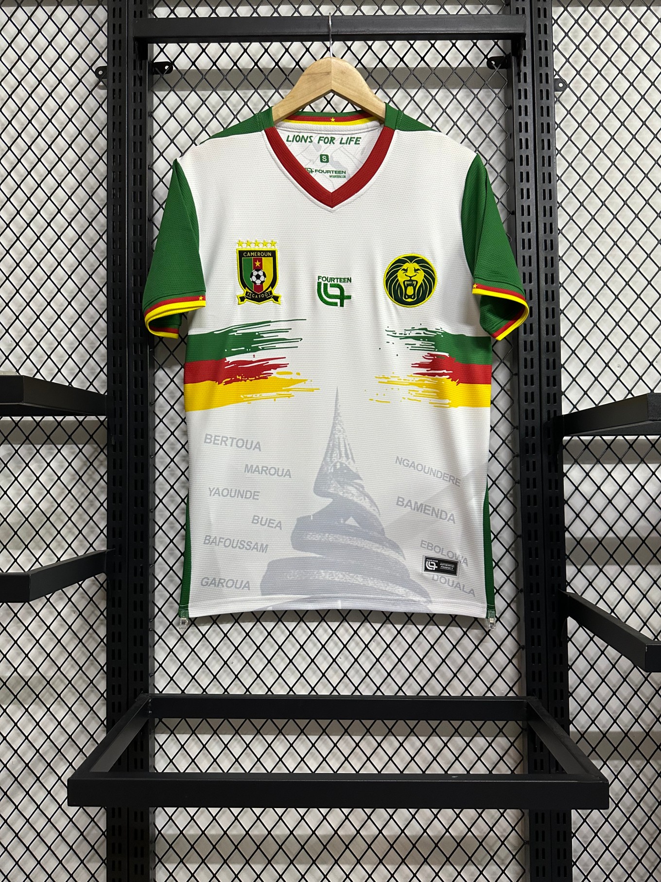 2025/2026 Cameroon 2th Away Football Shirt( Fans Edition )