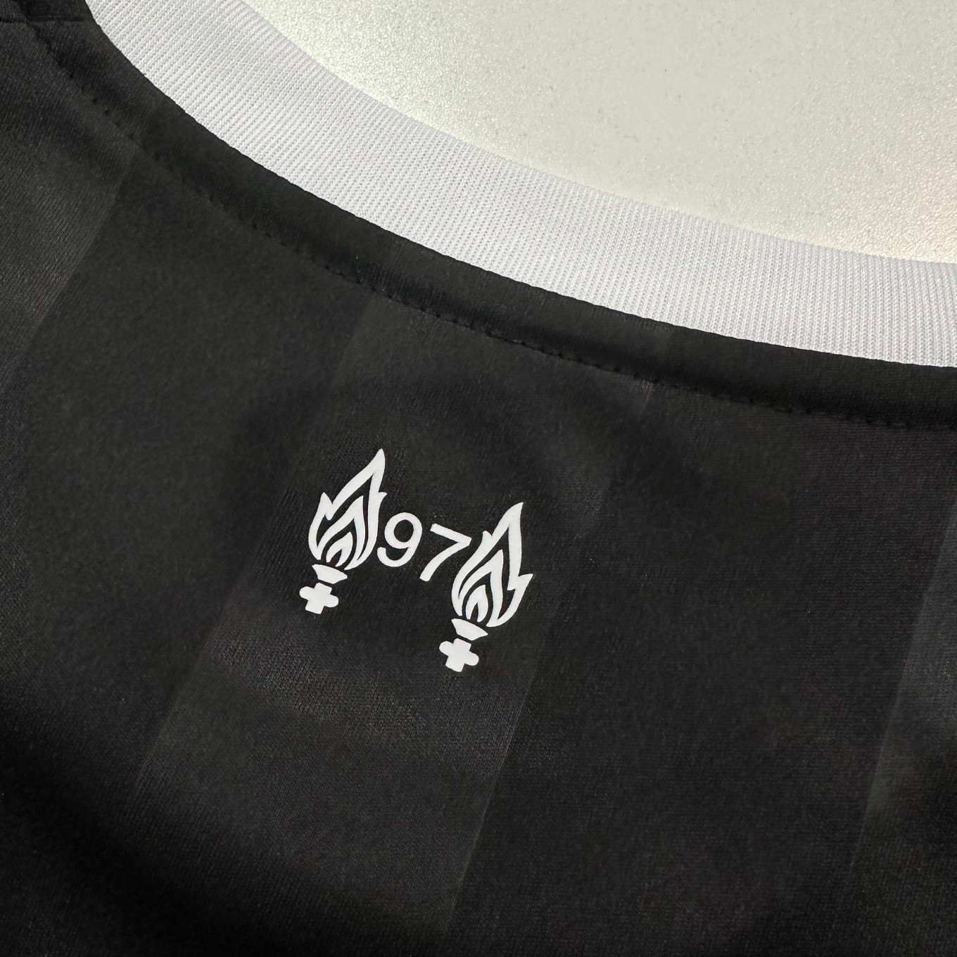 2025/2026 New Liverpool Black goalkeeper uniform Football Jersey( Fans Edition )