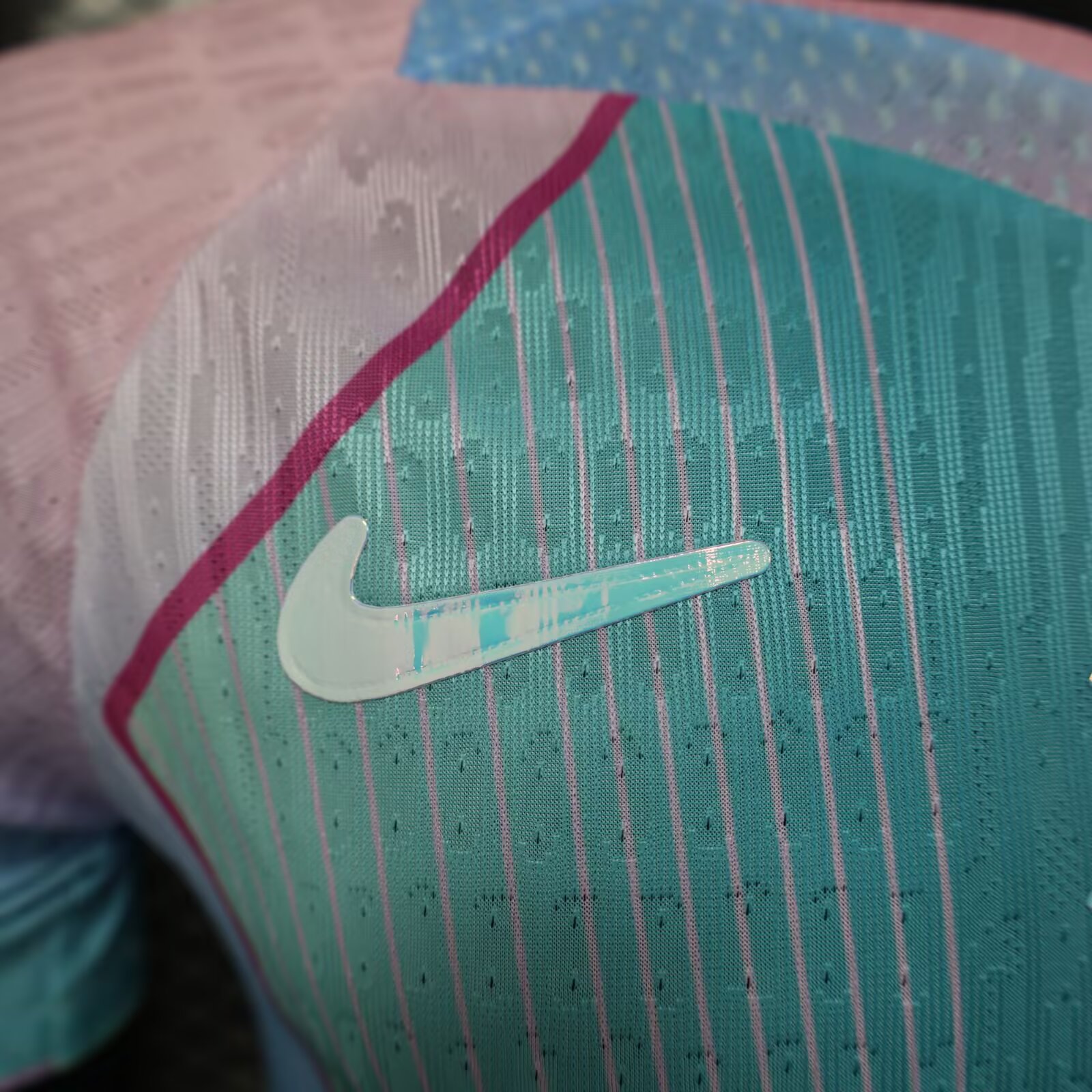 25/26 Barcelona Pink and Blue Special Jersey( Player Edition )