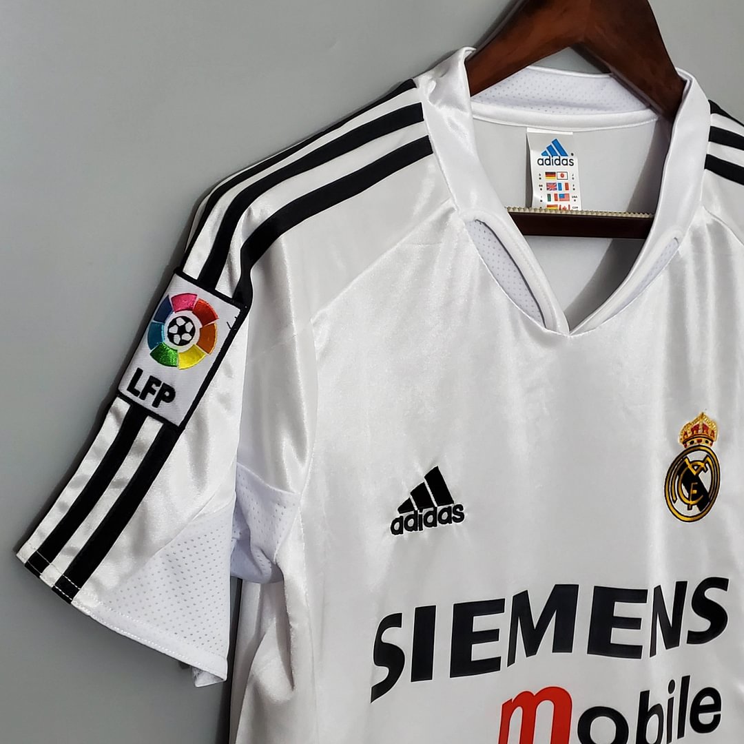 2004/2005 Real Madrid Retro Home Football Shirt