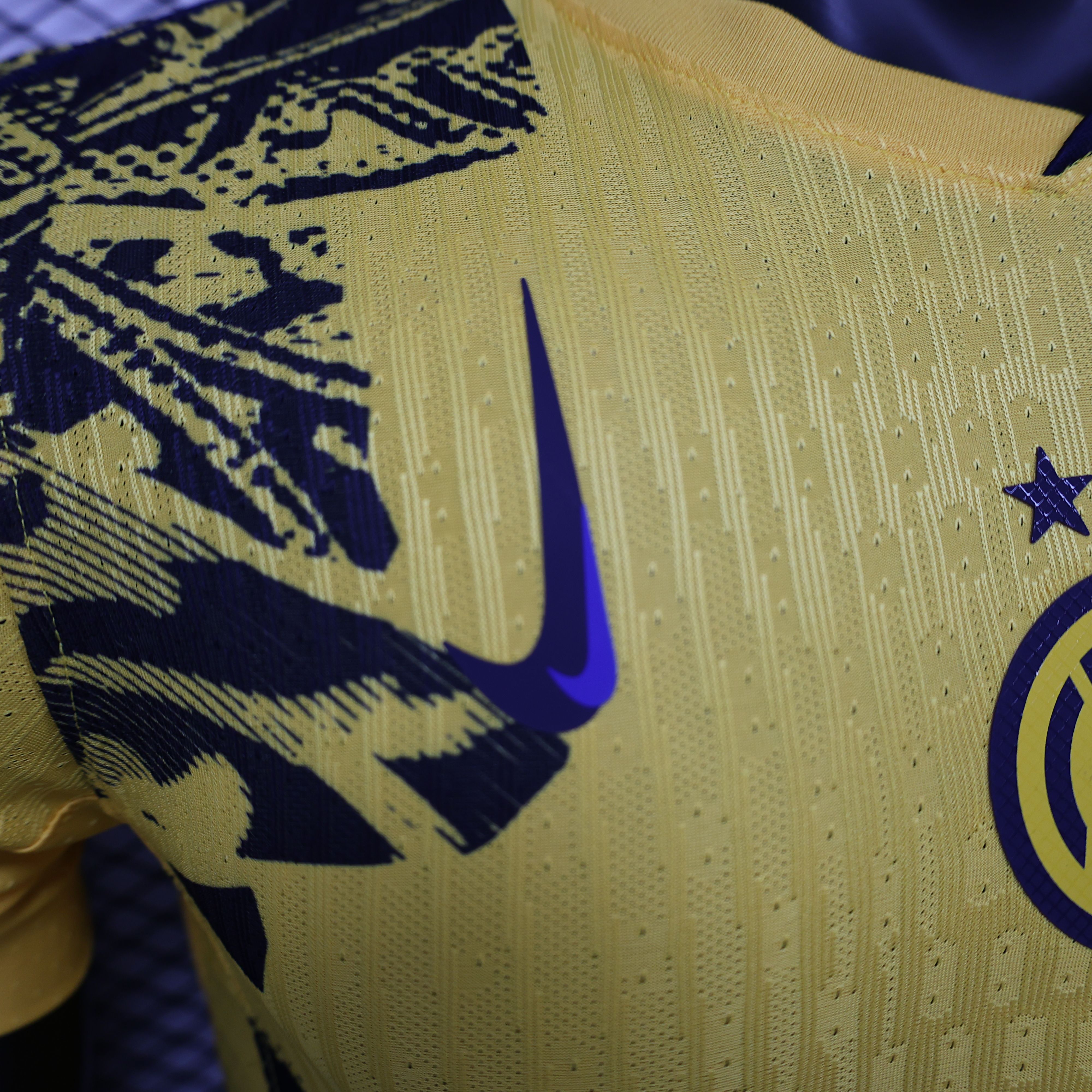 2024/2025 Player Edition Inter Special Edition Yellow Football Jersey