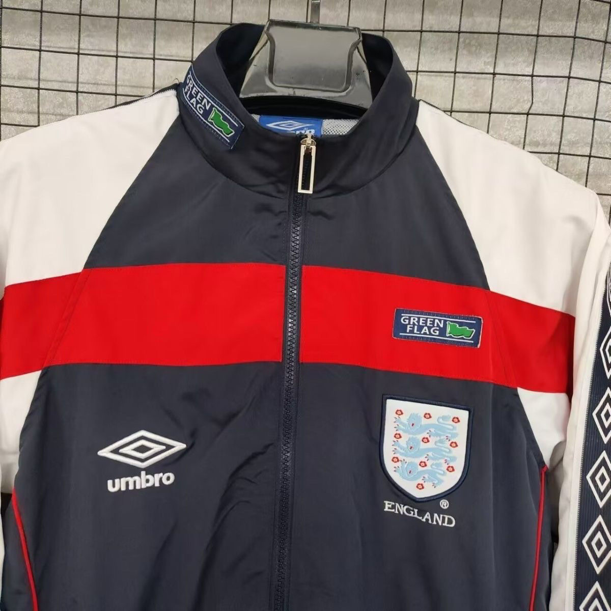 1998 England Retro Away Windbreaker Football Shirt