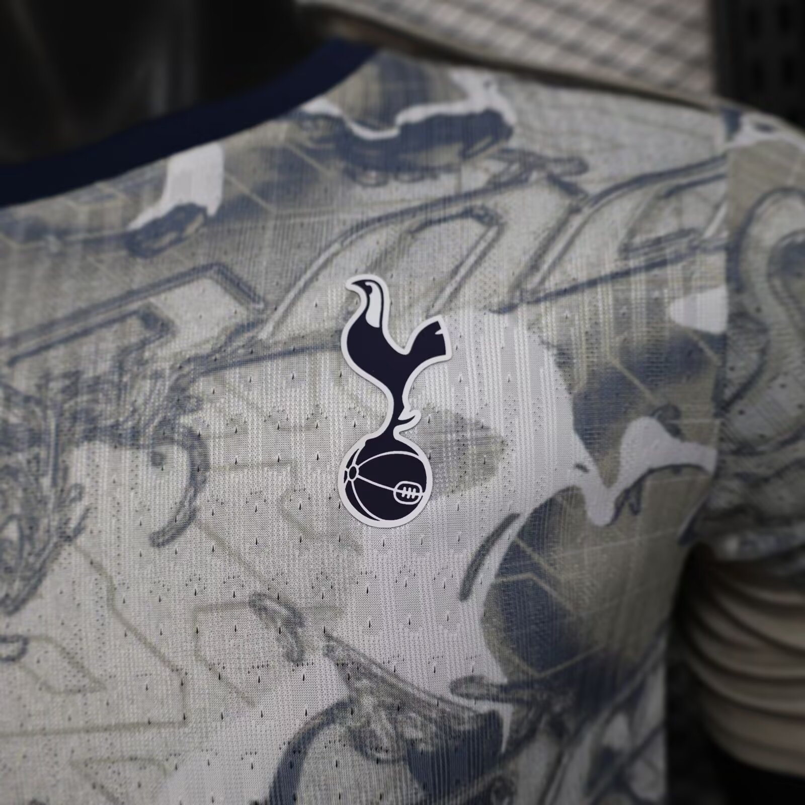 2025/2026 Tottenham Hotspur Training Football Jersey(Player Edition)