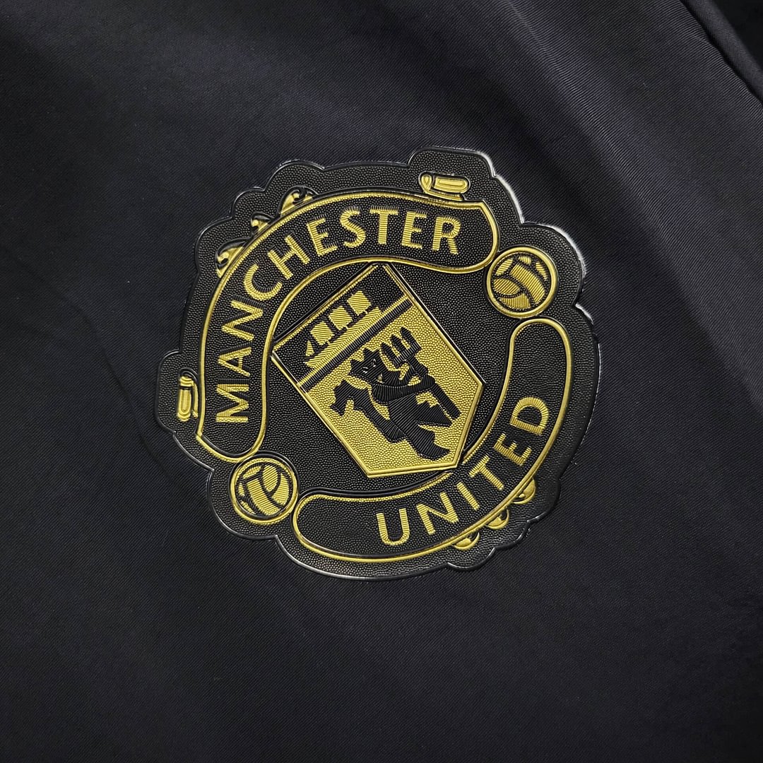 2024/2025 Manchester United (Black-Green) Reversible Windbreaker Football Shirt